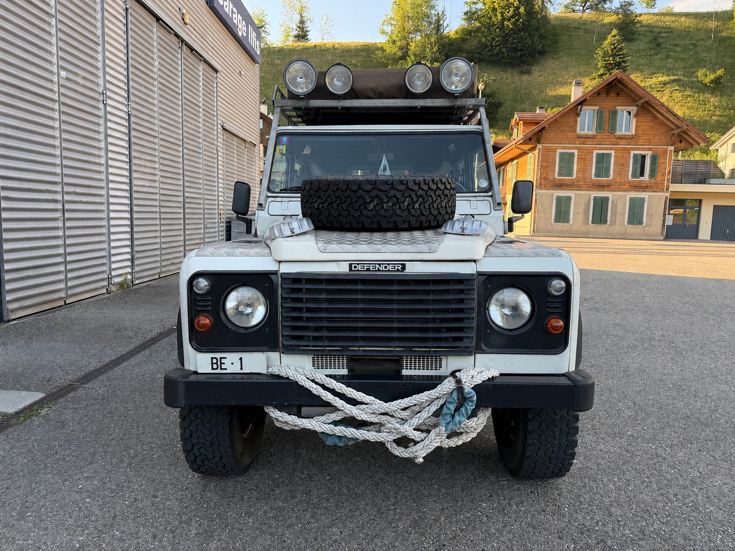 LAND ROVER Defender 110 CSW 2.5 Td5-showroom-element-2