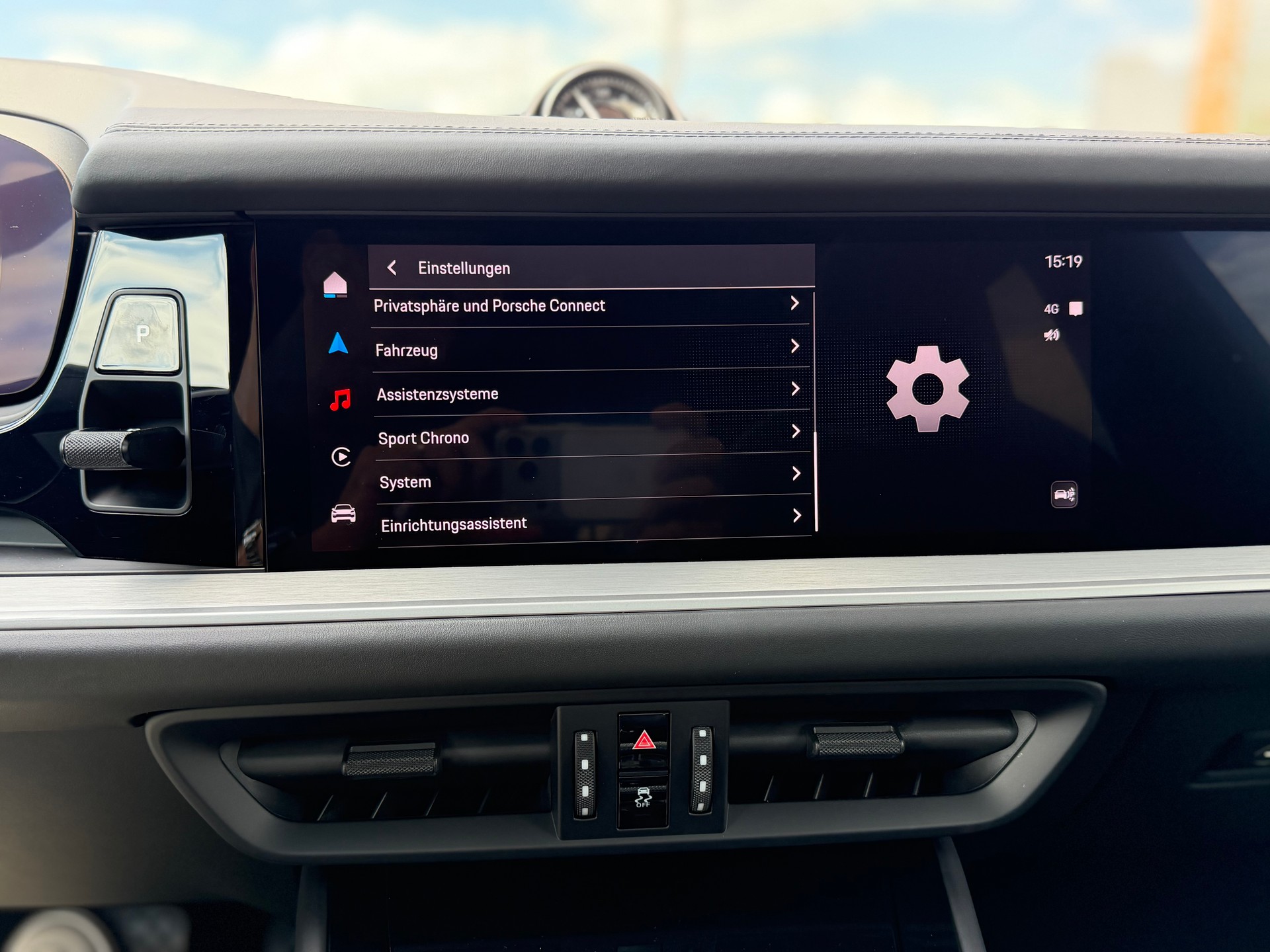 PORSCHE Cayenne E-Hybrid Tiptronic-image-30