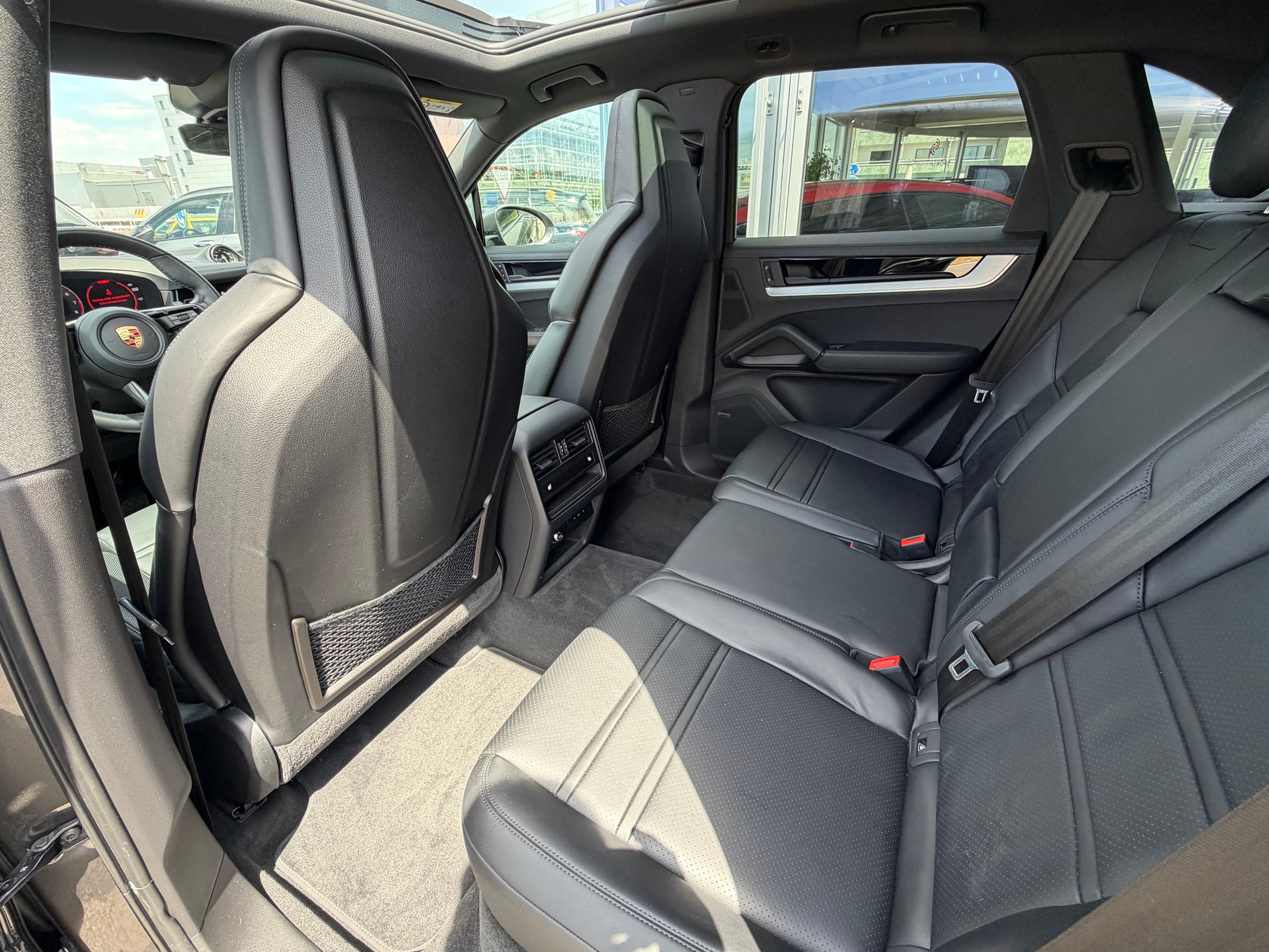 PORSCHE Cayenne E-Hybrid Tiptronic-image-13