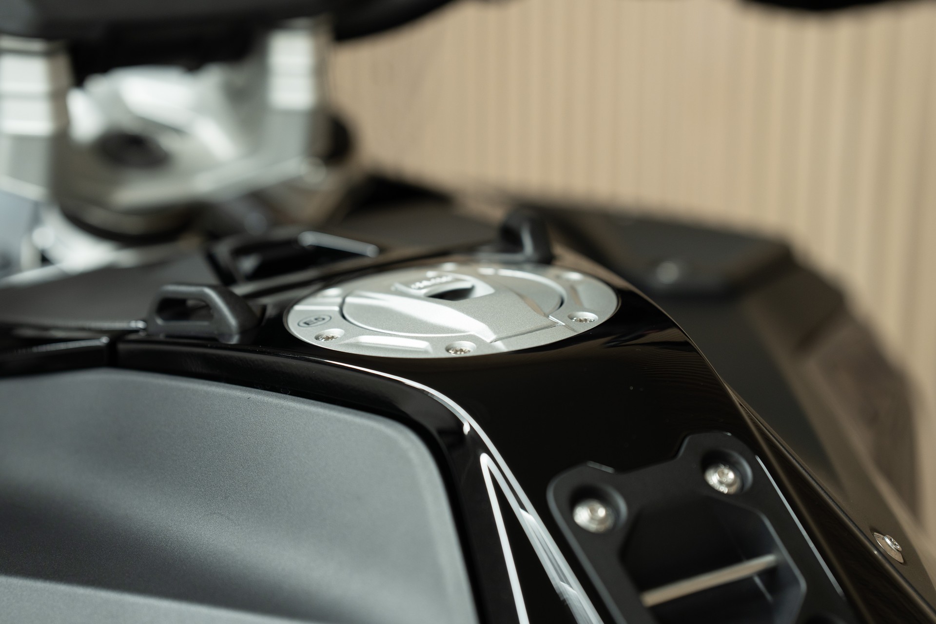 BMW R 1300 GS Adventure-image-4