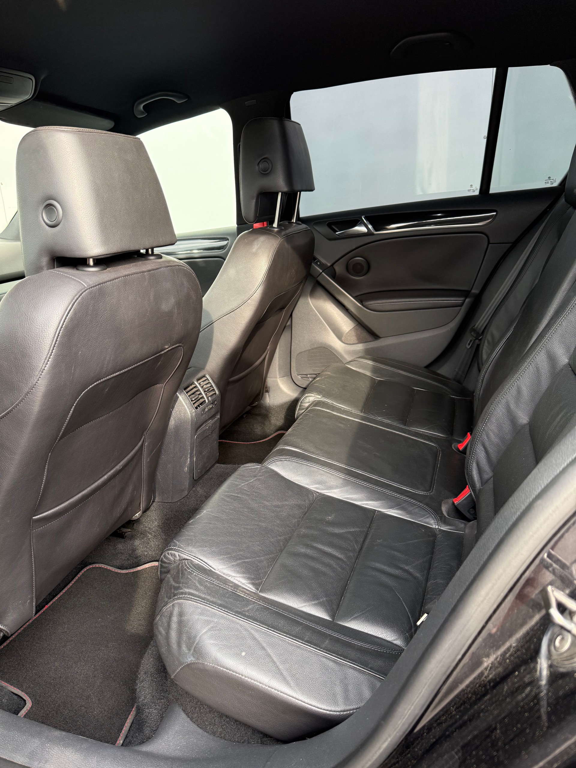 VW Golf 2.0 TSI GTI DSG-image-9