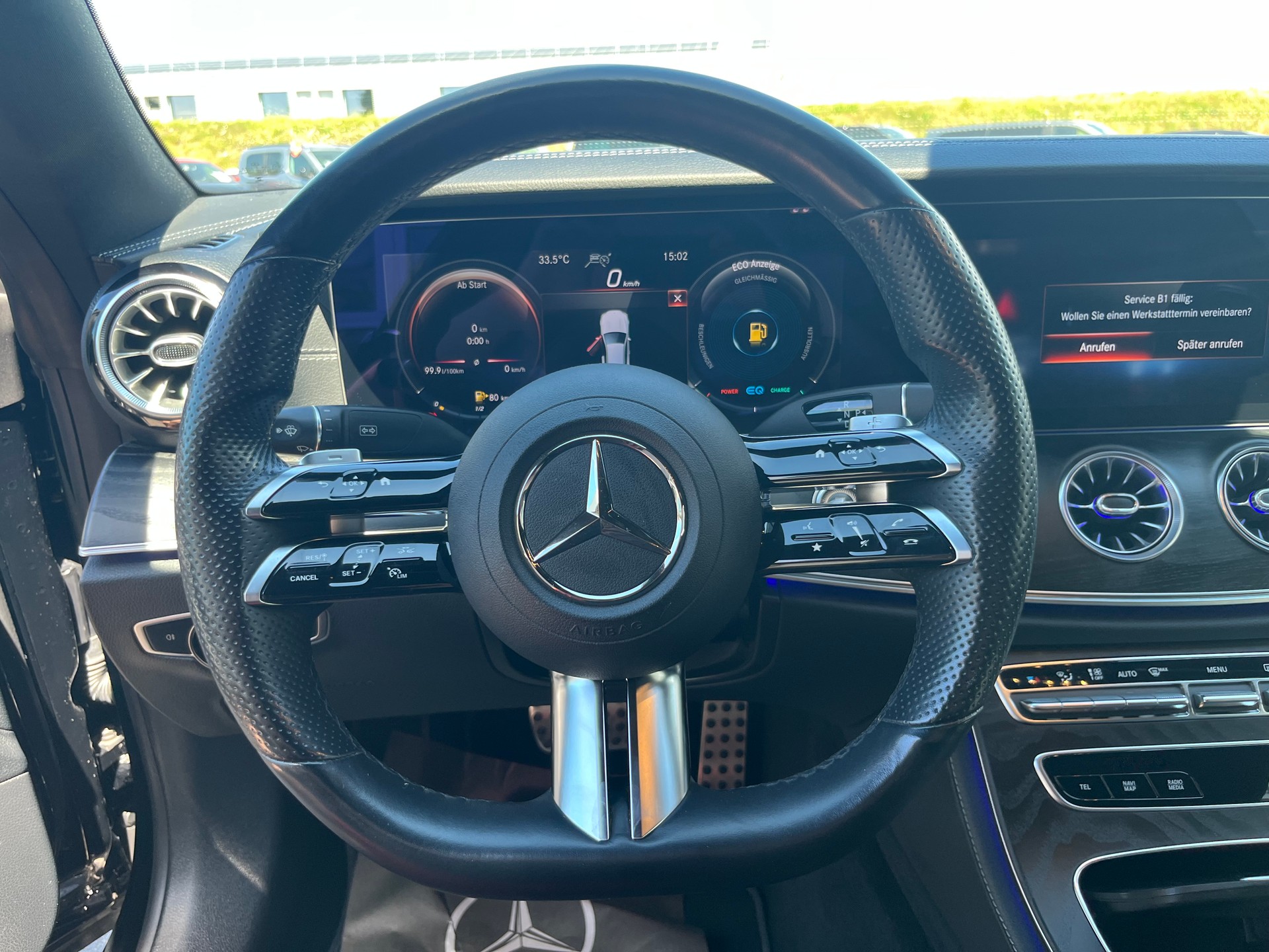 MERCEDES-BENZ E 300 Coupé AMG Line 9G-Tronic-image-7