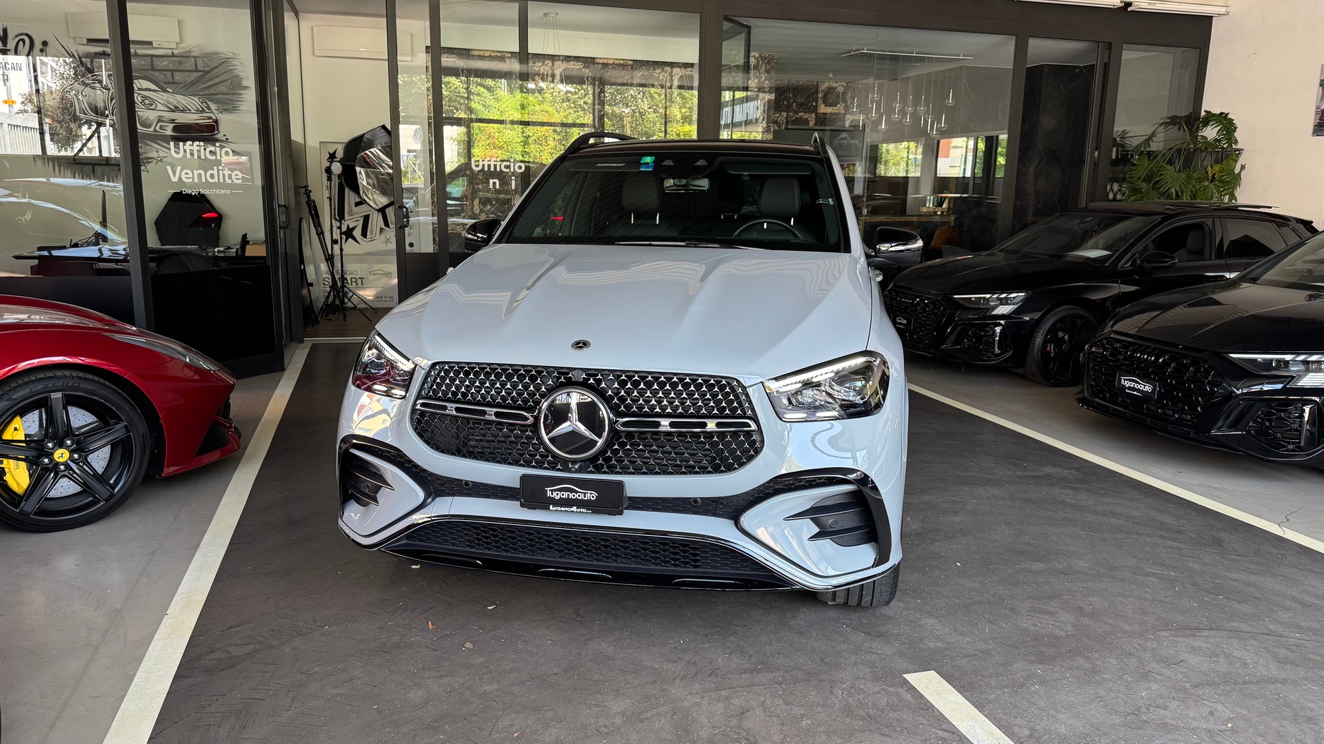 MERCEDES-BENZ GLE 300 d 4Matic 9G-Tronic-image-1