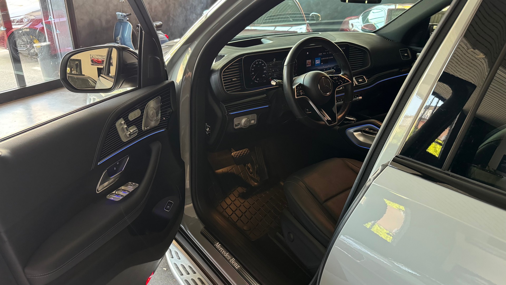 MERCEDES-BENZ GLE 300 d 4Matic 9G-Tronic-image-6