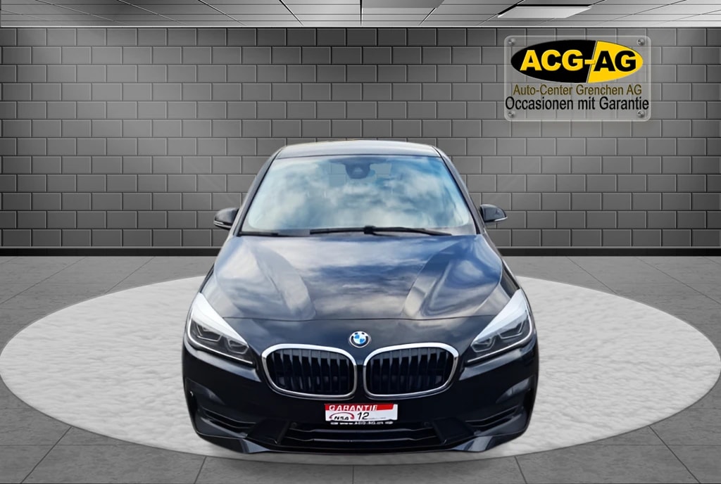 BMW 218d Gran Tourer Steptronic ** Gr.Navi ** Parkhilfe v+h ** Abstandregelment ** Frisch ab MFK & Service **-showroom-element-1