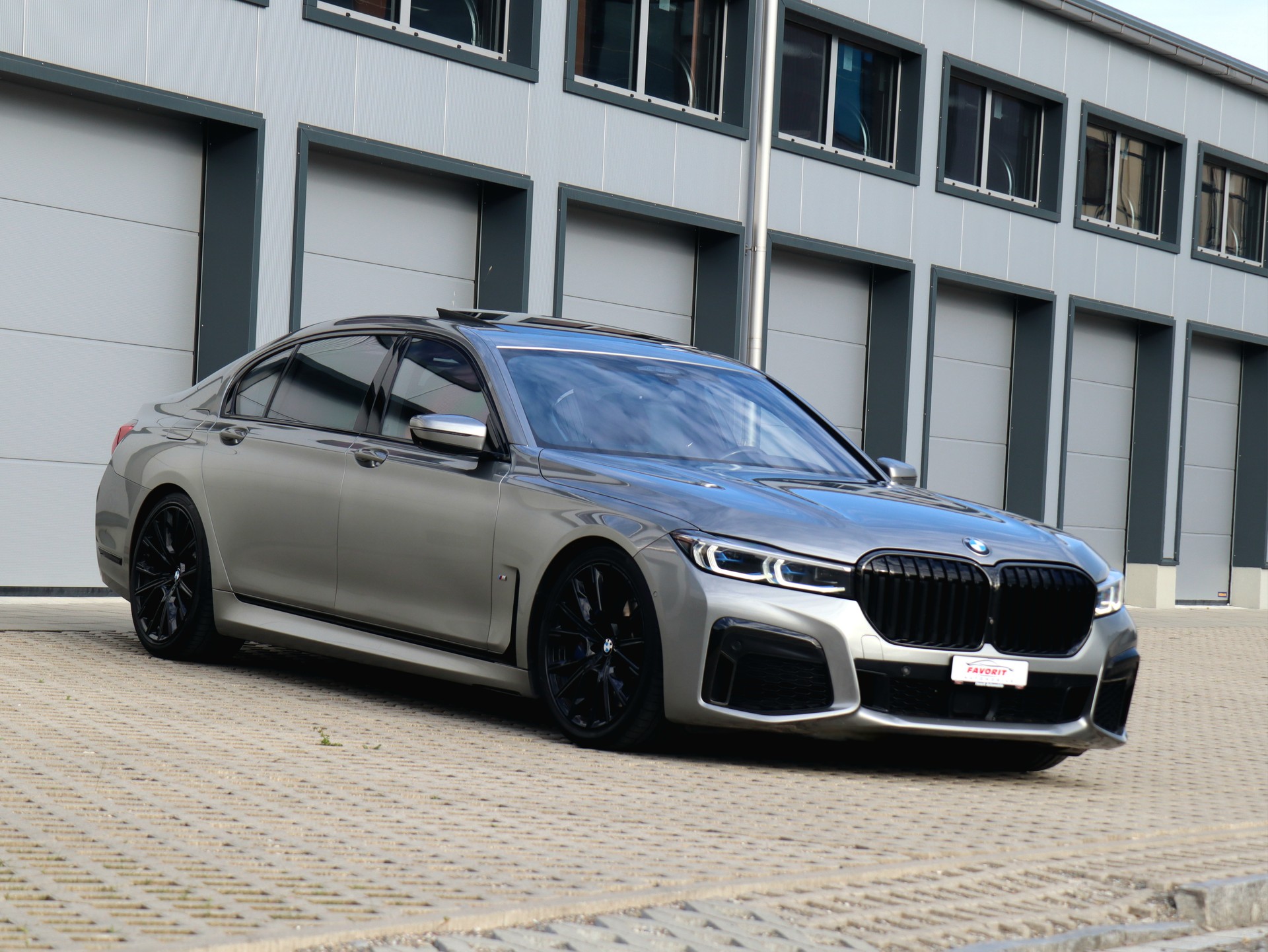BMW 750Li xDrive M Sportpaket Steptronic (CH)