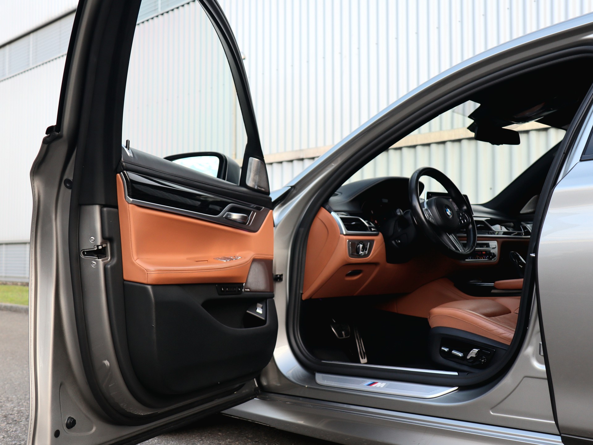 BMW 750Li xDrive M Sportpaket Steptronic (CH)-image-4