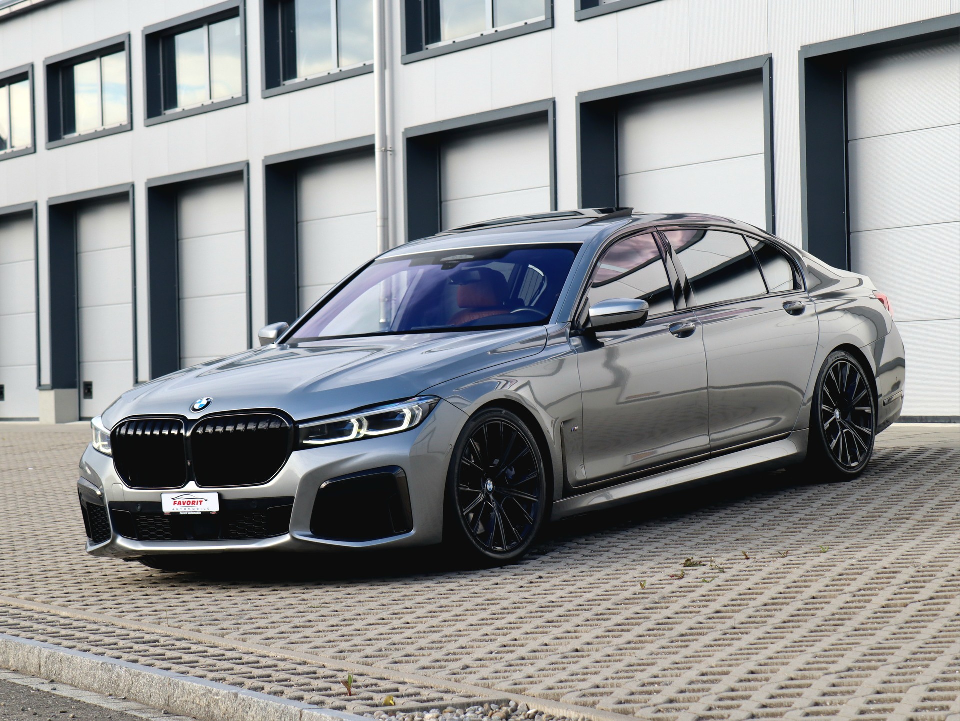 BMW 750Li xDrive M Sportpaket Steptronic (CH)-image-1