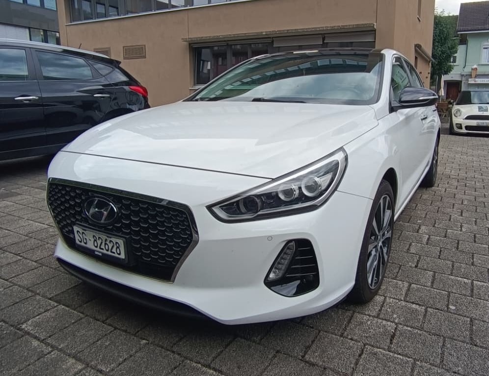 HYUNDAI 1.6 CRDi Launch Plus-image-7