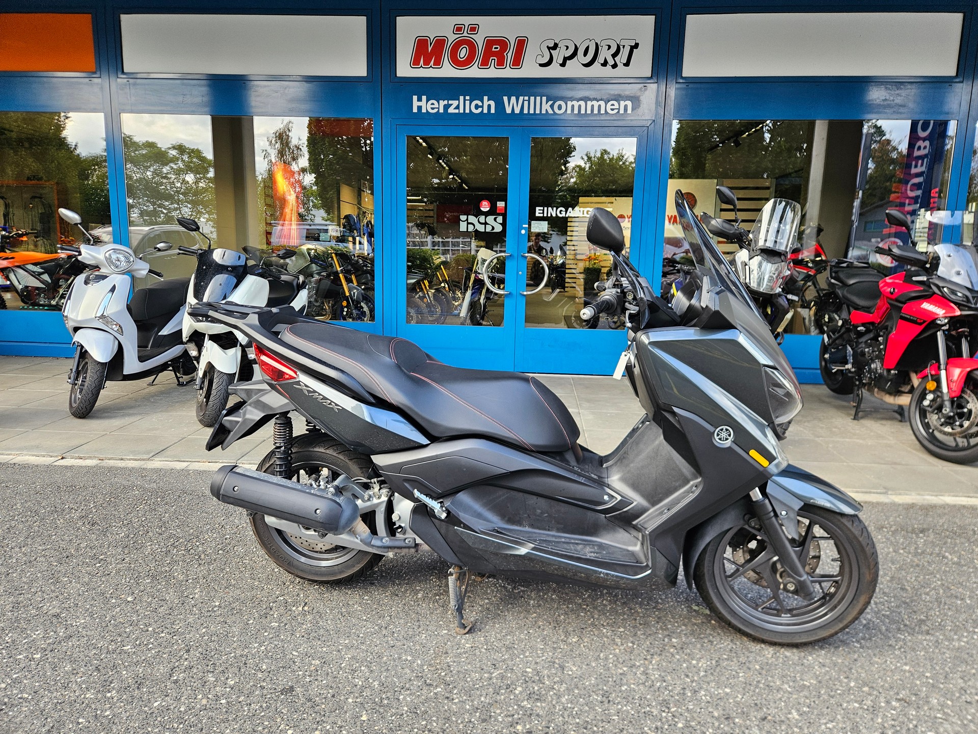 YAMAHA X-MaxYP 125 R ABS-image-0