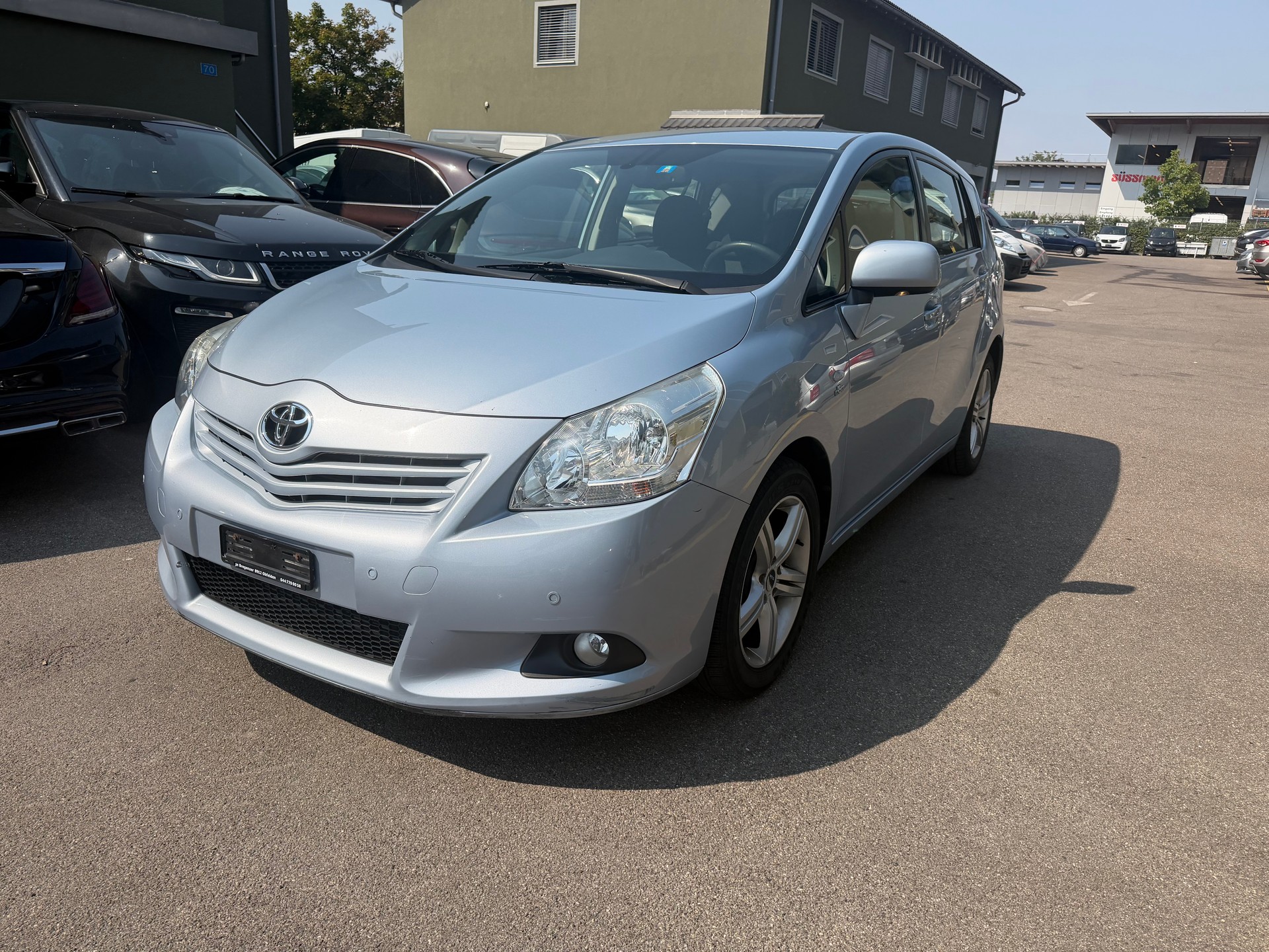 TOYOTA Verso 2.2 D-CAT Linea Sol-image-1