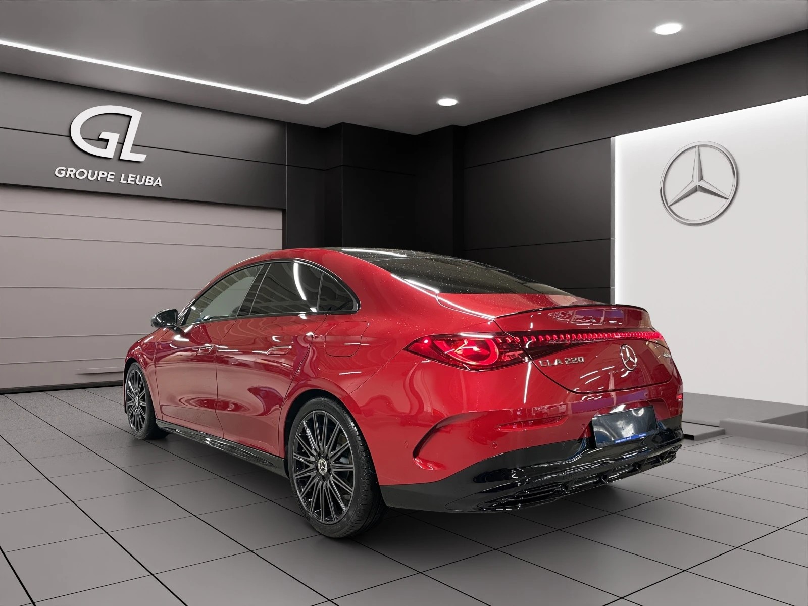 MERCEDES-BENZ CLA 220 8G-DCT 4Matic-showroom-element-1