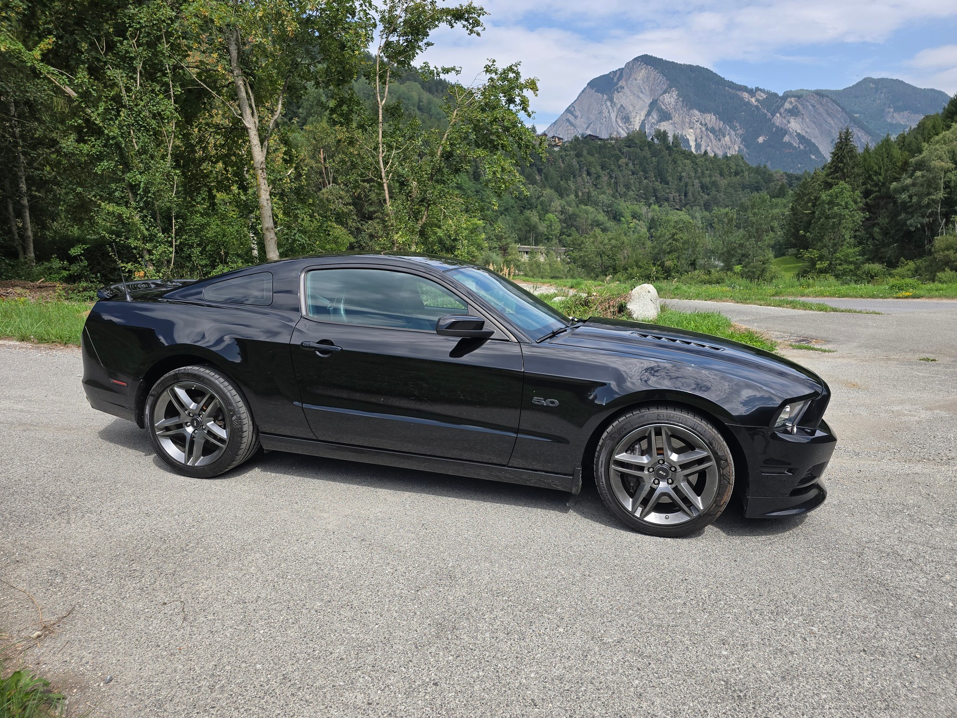 FORD GT 5.0 Track Pack Performance Recaro-showroom-element-1