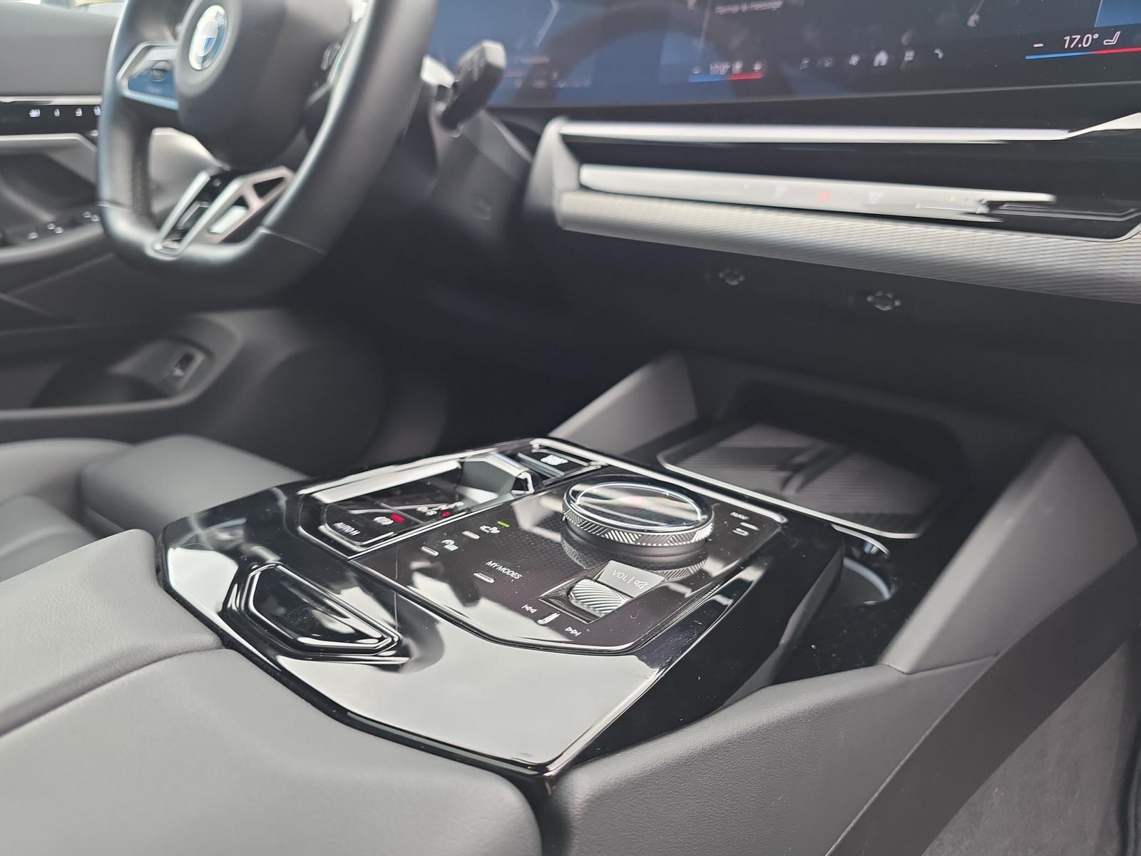 BMW 520d Touring M Sport xDrive G21 (CH) AHK 📍 ** Action Leasing à 2.9% **-image-14
