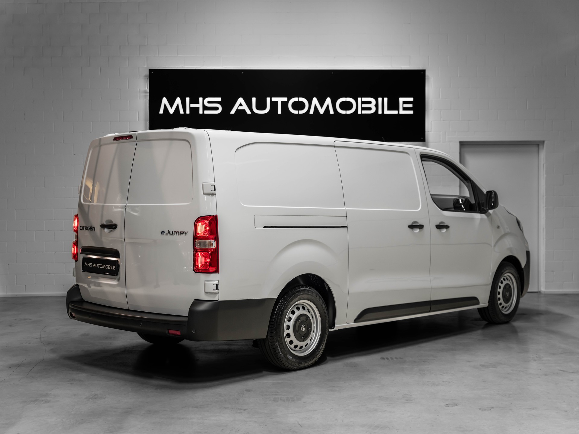 CITROEN e-Jumpy XL 75kWh 2500KG Anhängelast-image-4