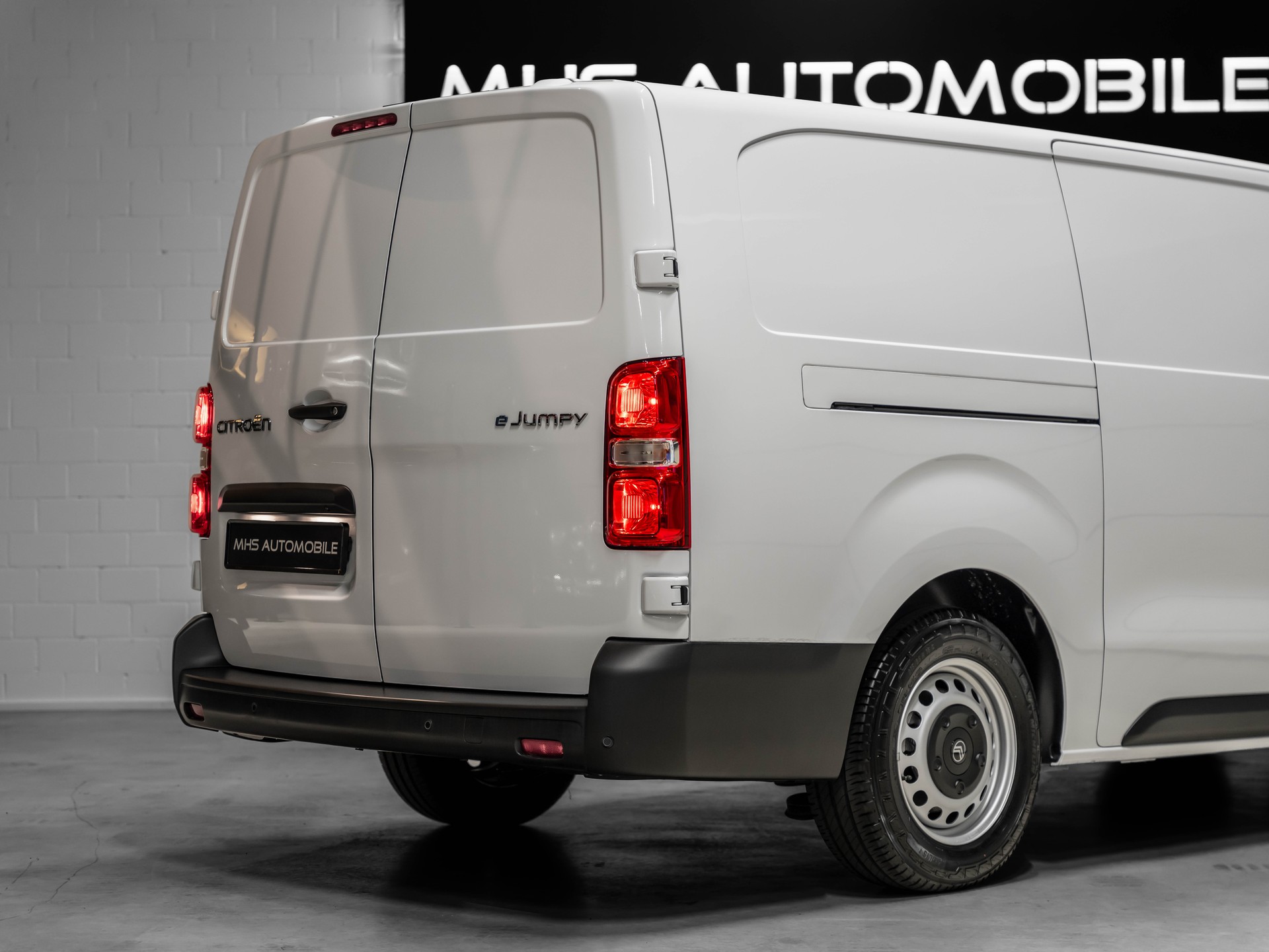 CITROEN e-Jumpy XL 75kWh 2500KG Anhängelast-image-17