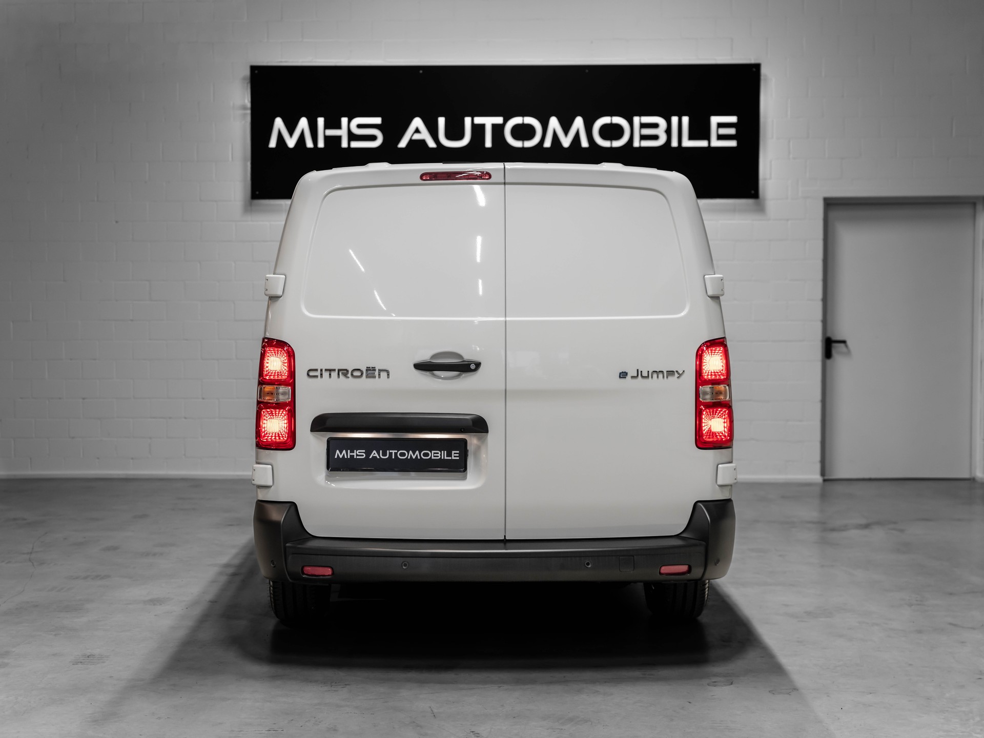 CITROEN e-Jumpy XL 75kWh 2500KG Anhängelast-showroom-element-3