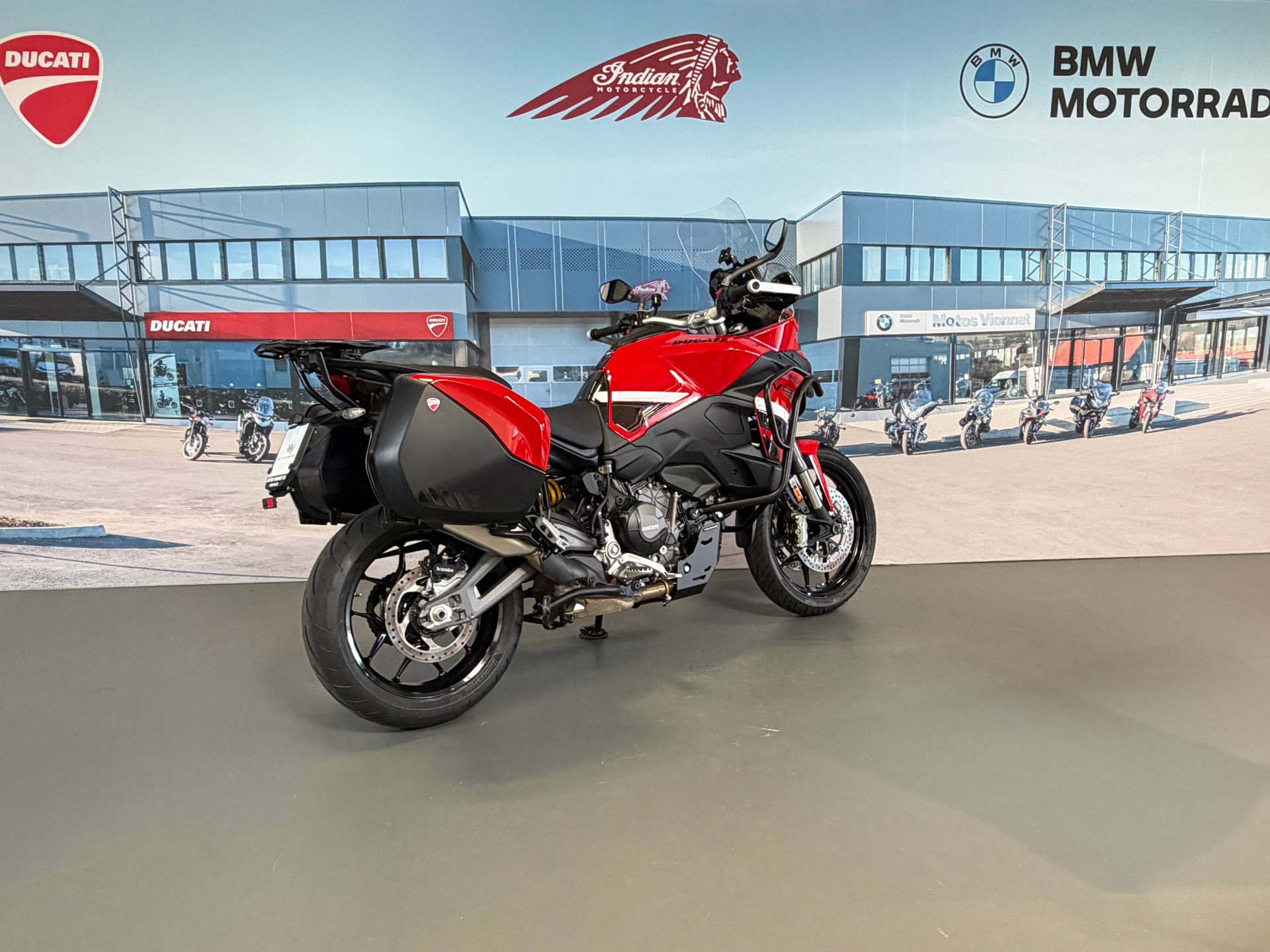 DUCATI Multistrada V2 S-image-4