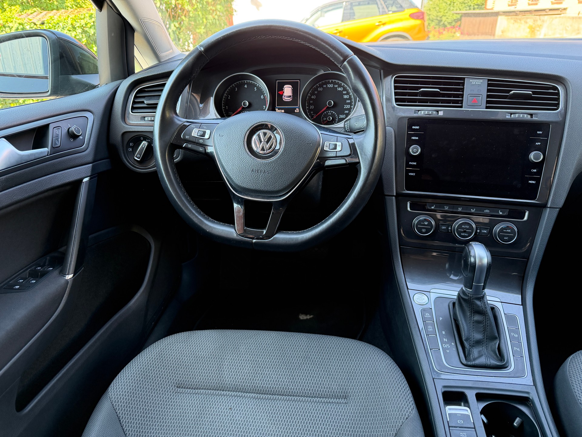 VW Golf 1.5 TSI EVO Comfortline DSG-image-7