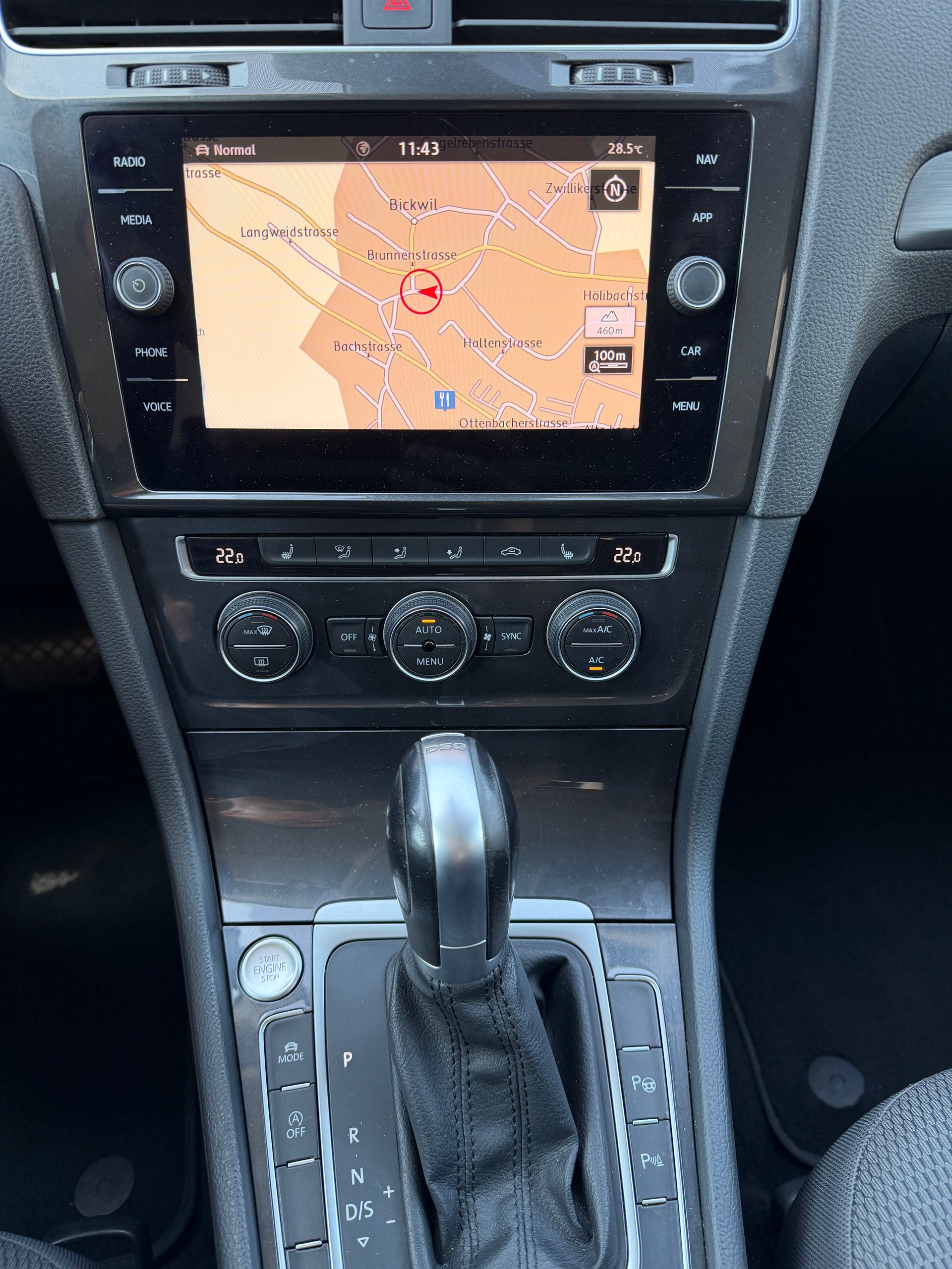 VW Golf 1.5 TSI EVO Comfortline DSG-image-10