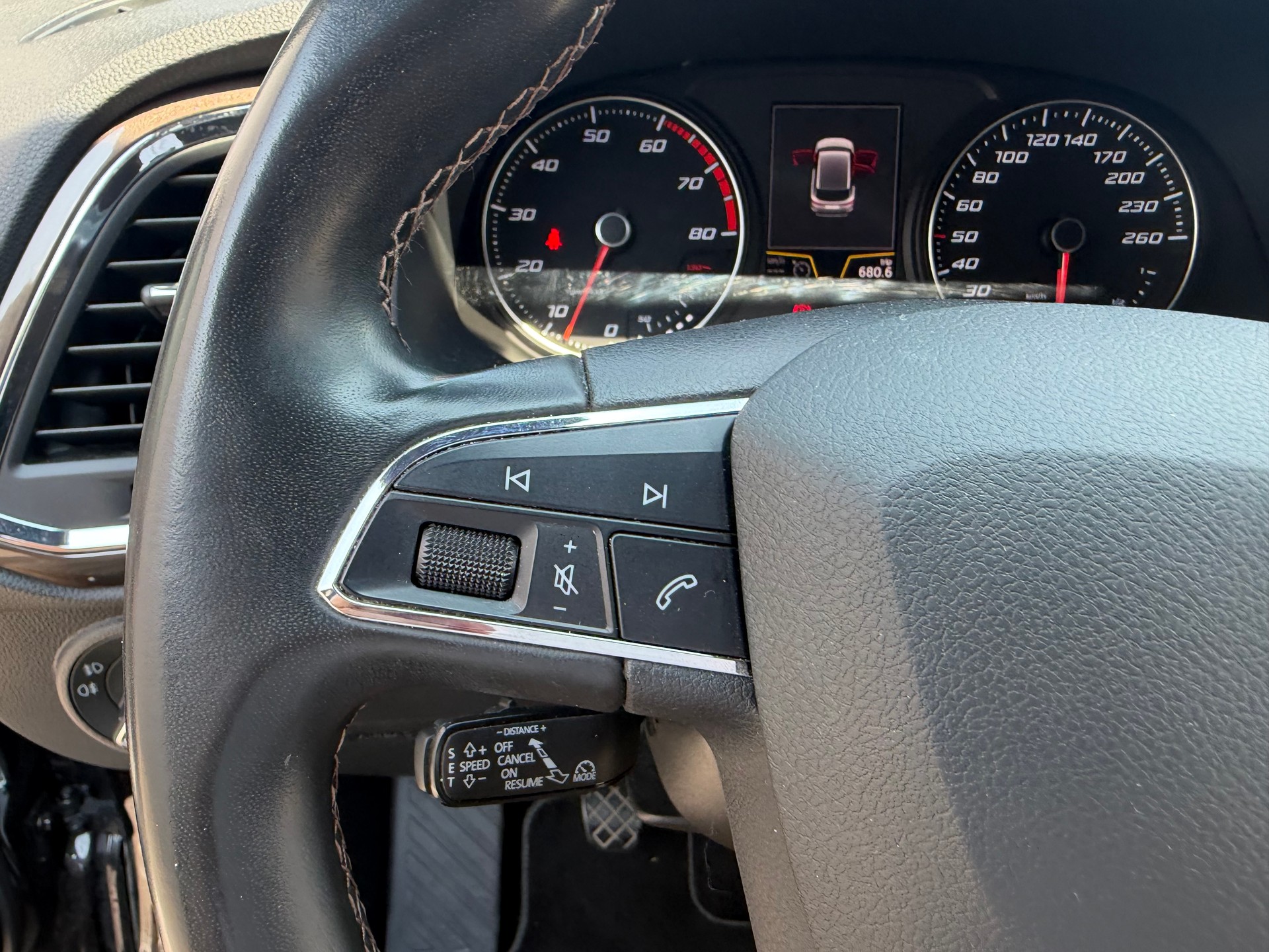 SEAT Ateca 1.4 TSI Xcellence 4Drive ATTELAGE 1900KG-image-46