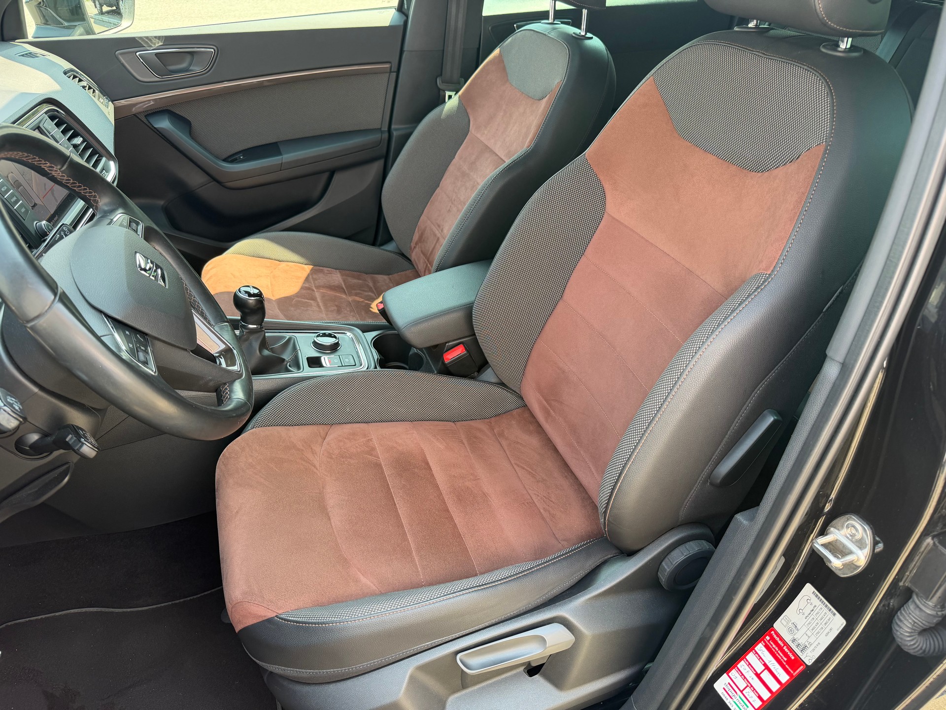 SEAT Ateca 1.4 TSI Xcellence 4Drive ATTELAGE 1900KG-image-23