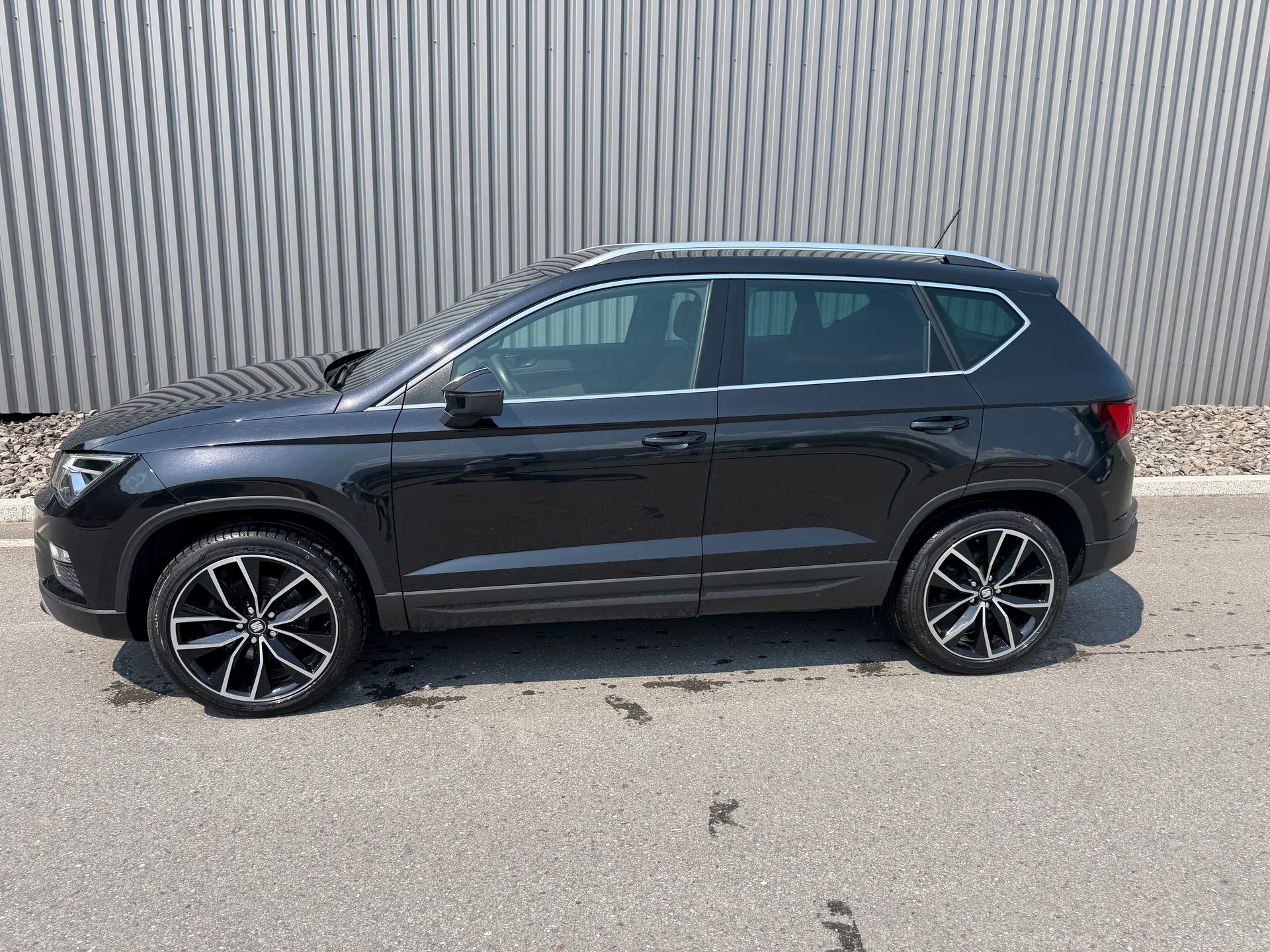 SEAT Ateca 1.4 TSI Xcellence 4Drive ATTELAGE 1900KG-showroom-element-1