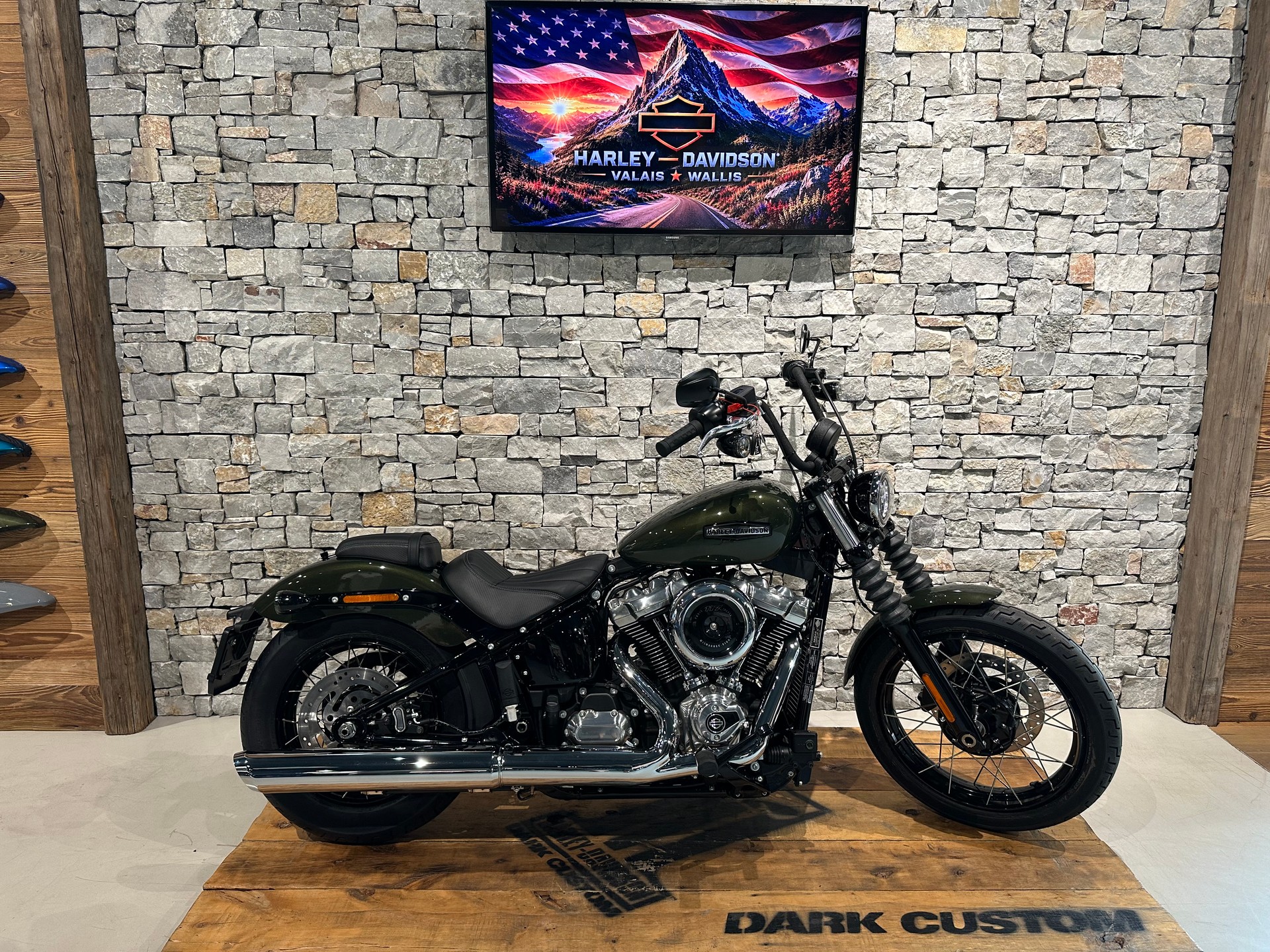 HARLEY-DAVIDSON FXBB Street Bob 117ci-image-0