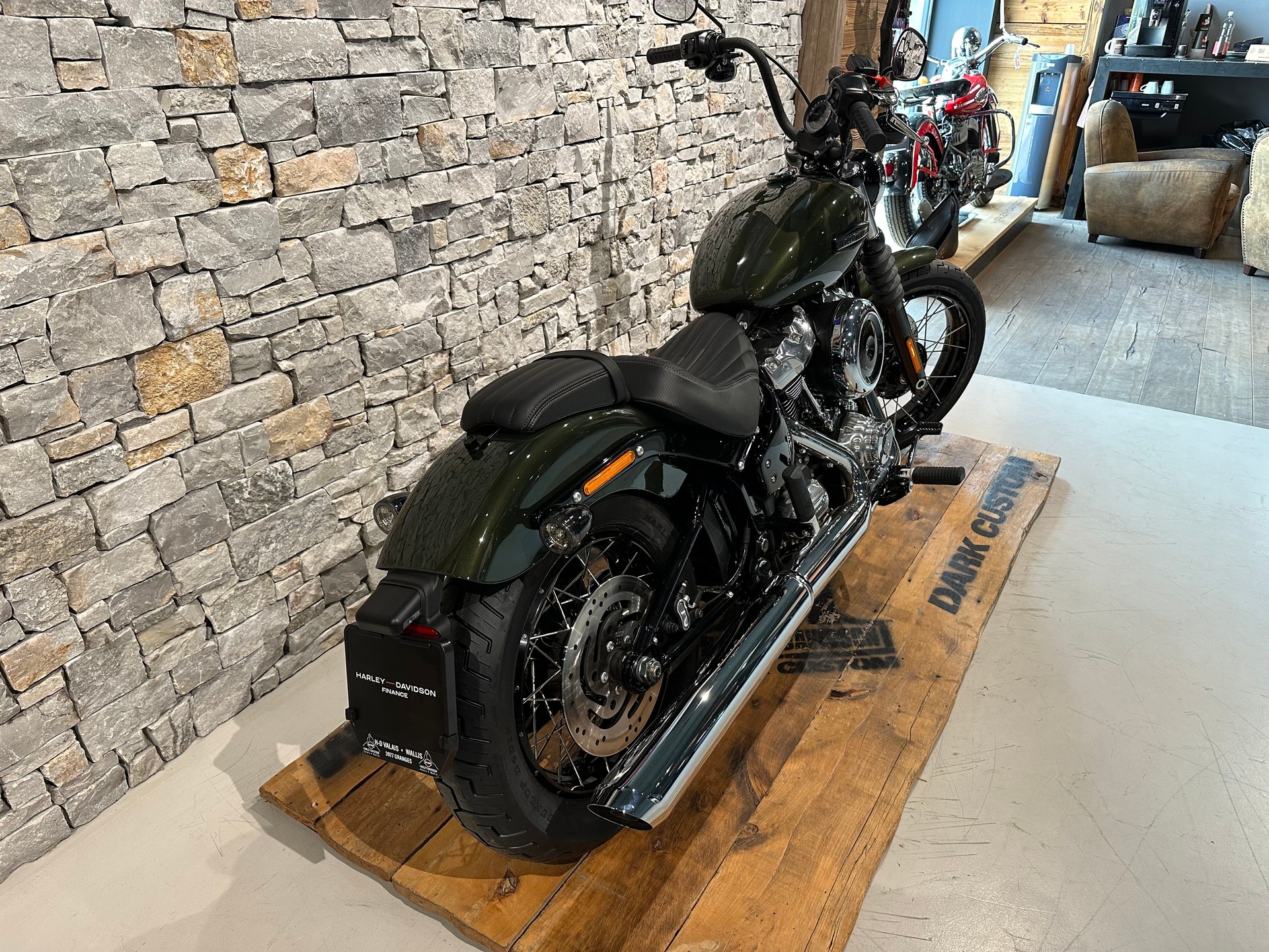 HARLEY-DAVIDSON FXBB Street Bob 117ci-image-2