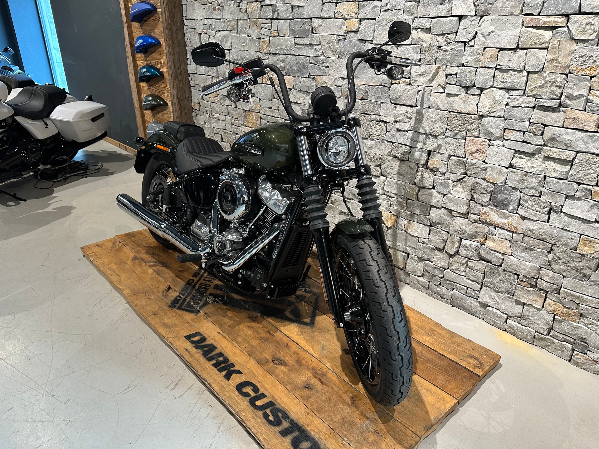 HARLEY-DAVIDSON FXBB Street Bob 117ci-image-1