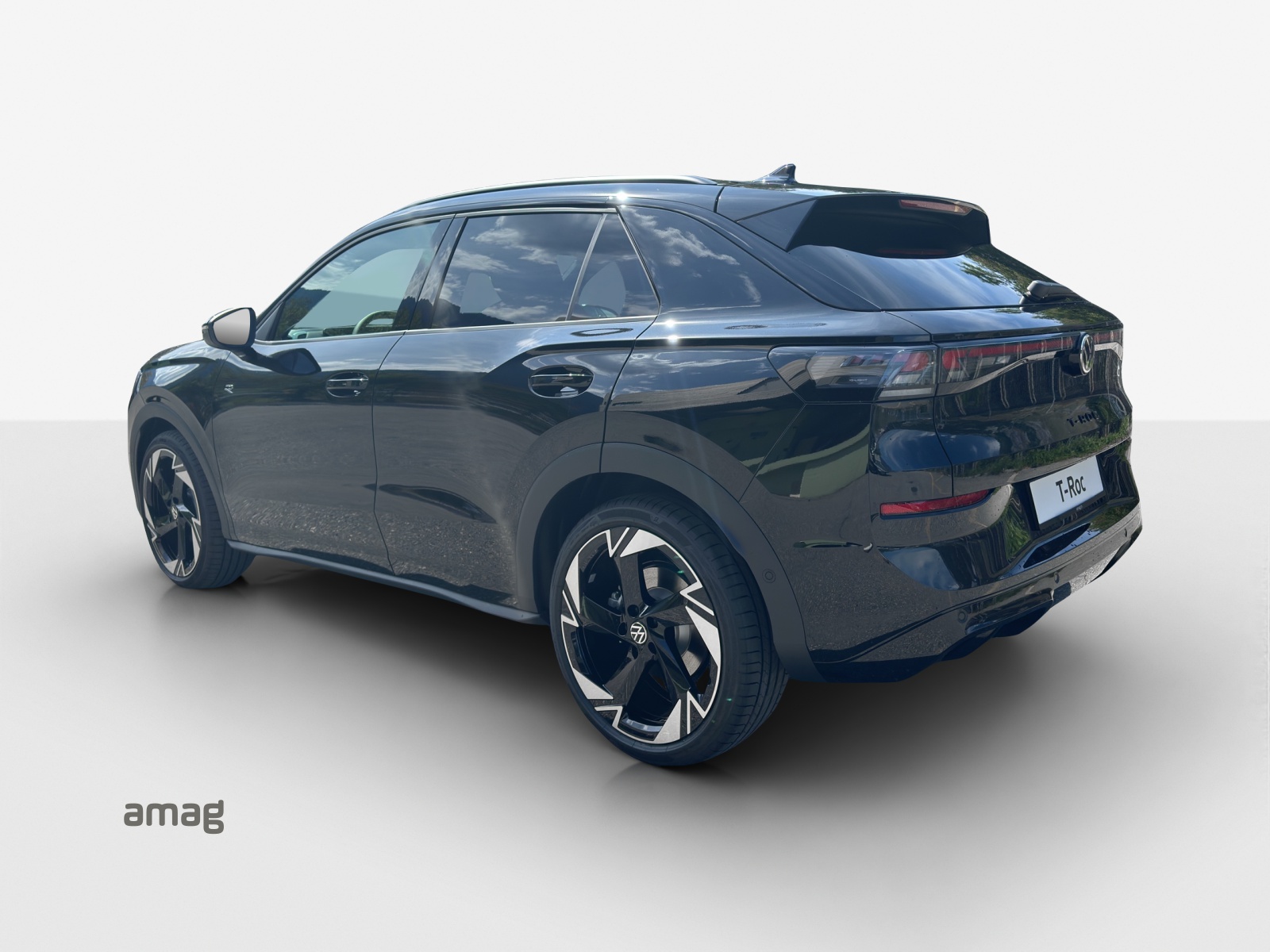 VW T-Roc 1.5 eTSI mHEV R-Line DSG-showroom-element-2