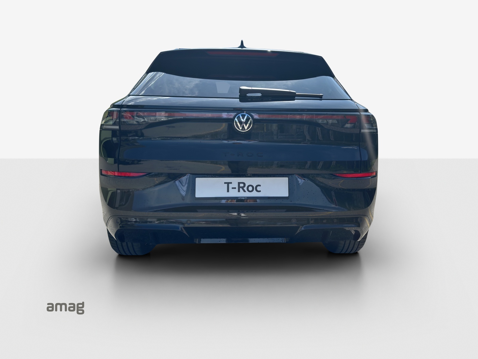 VW T-Roc 1.5 eTSI mHEV R-Line DSG-showroom-element-3