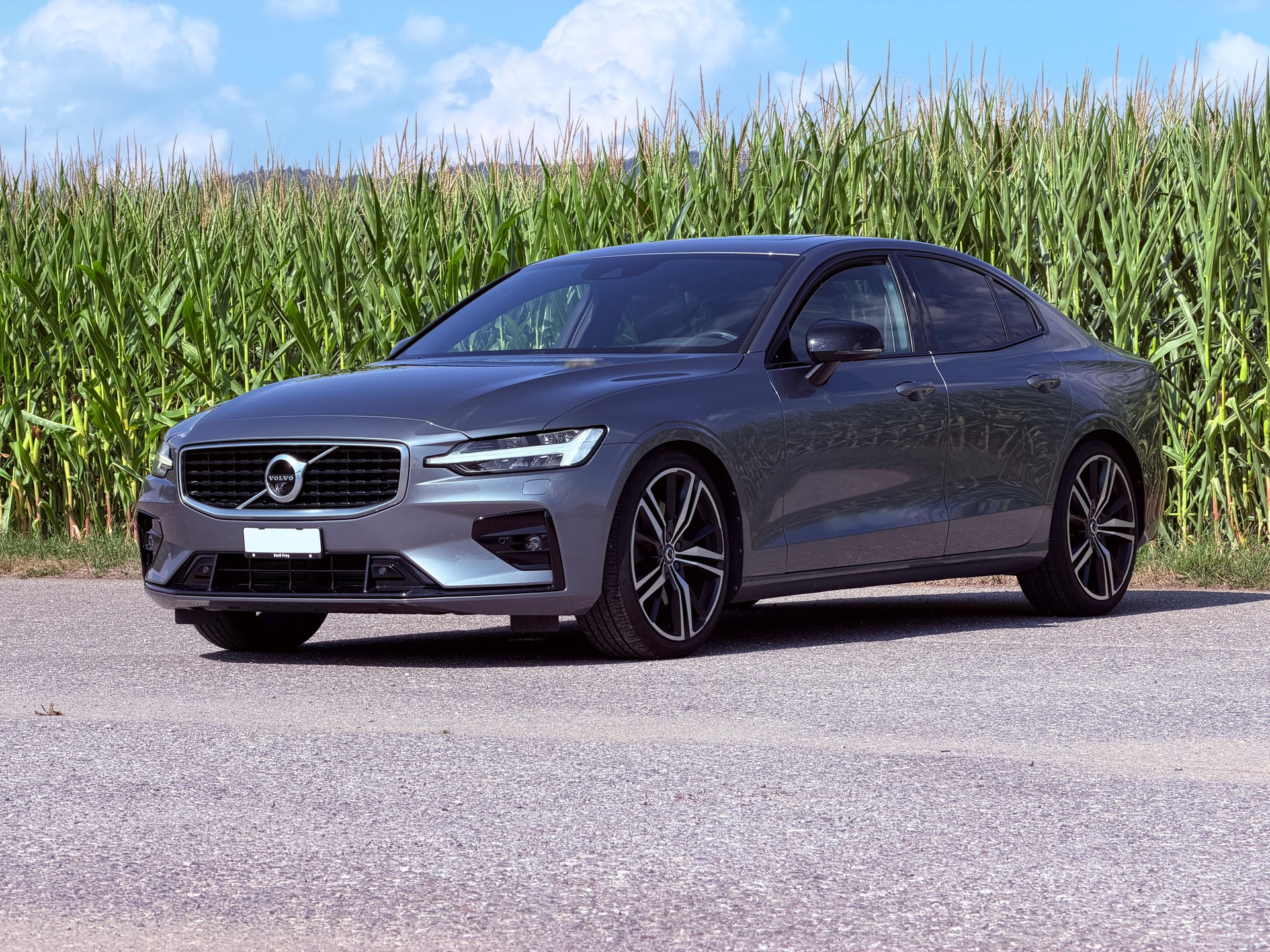VOLVO 2.0 T5 R-Design