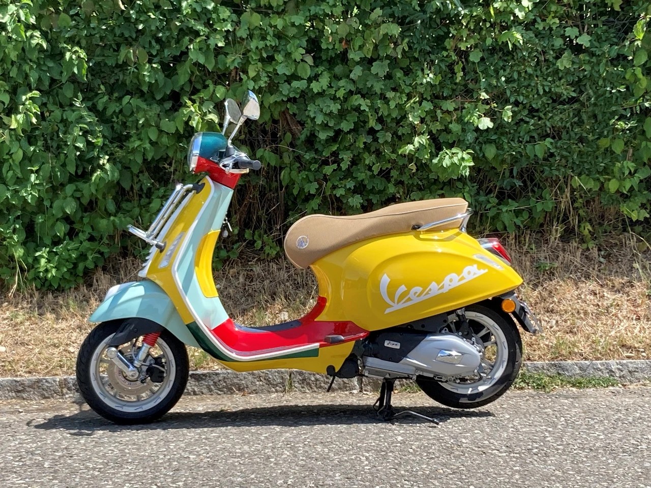 PIAGGIO Vespa 125 Primavera Wotherspoon-image-0