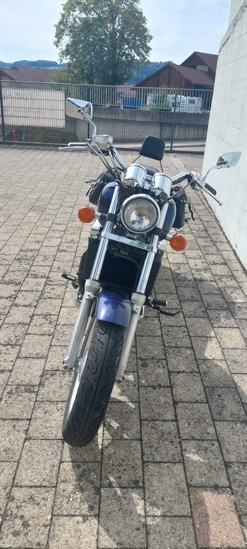 HONDA VF 750 C Magna-image-2