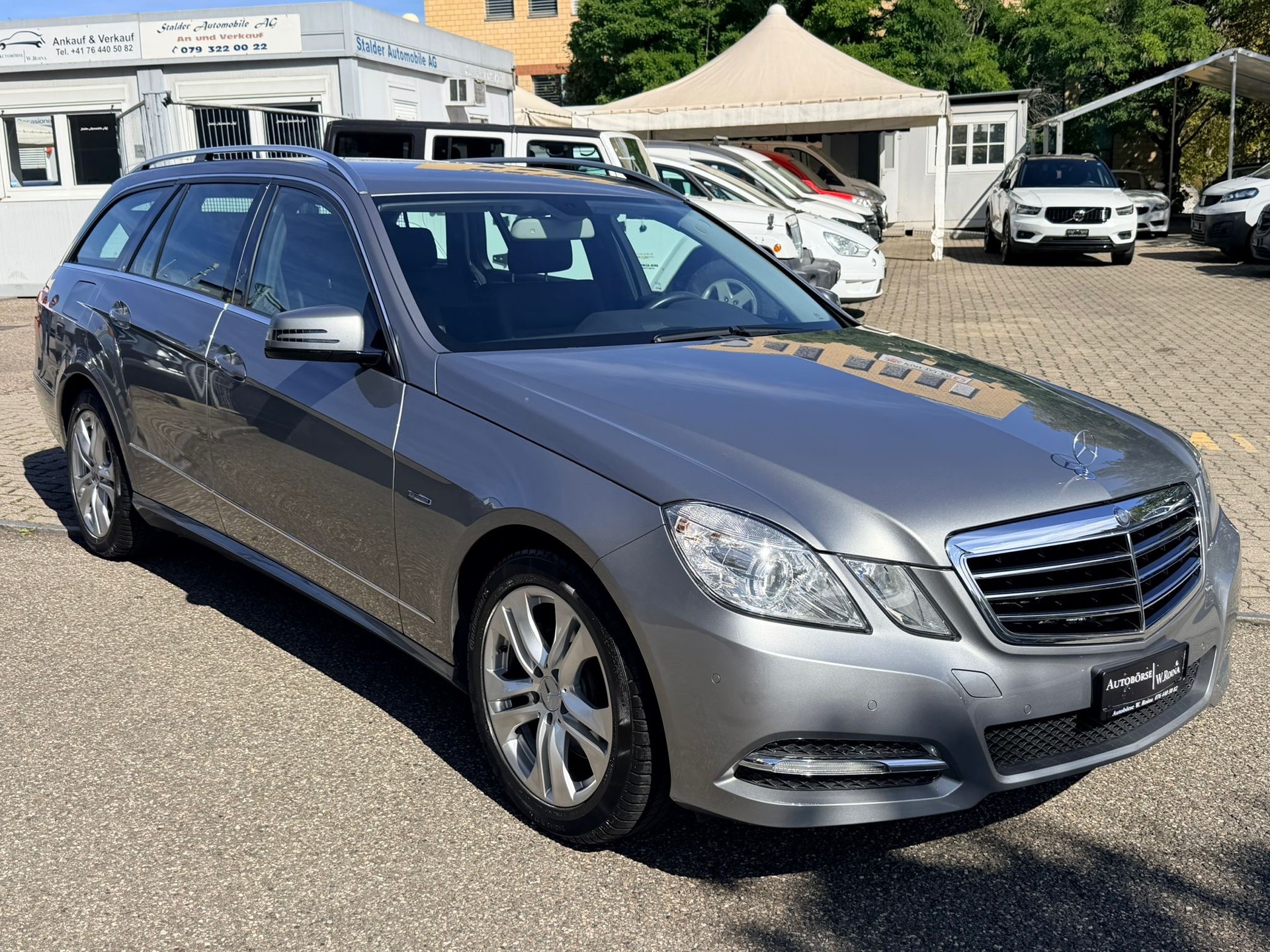 MERCEDES-BENZ E 350 CGI BlueEff. Avantgarde 4Matic 7G-Tronic-showroom-element-2