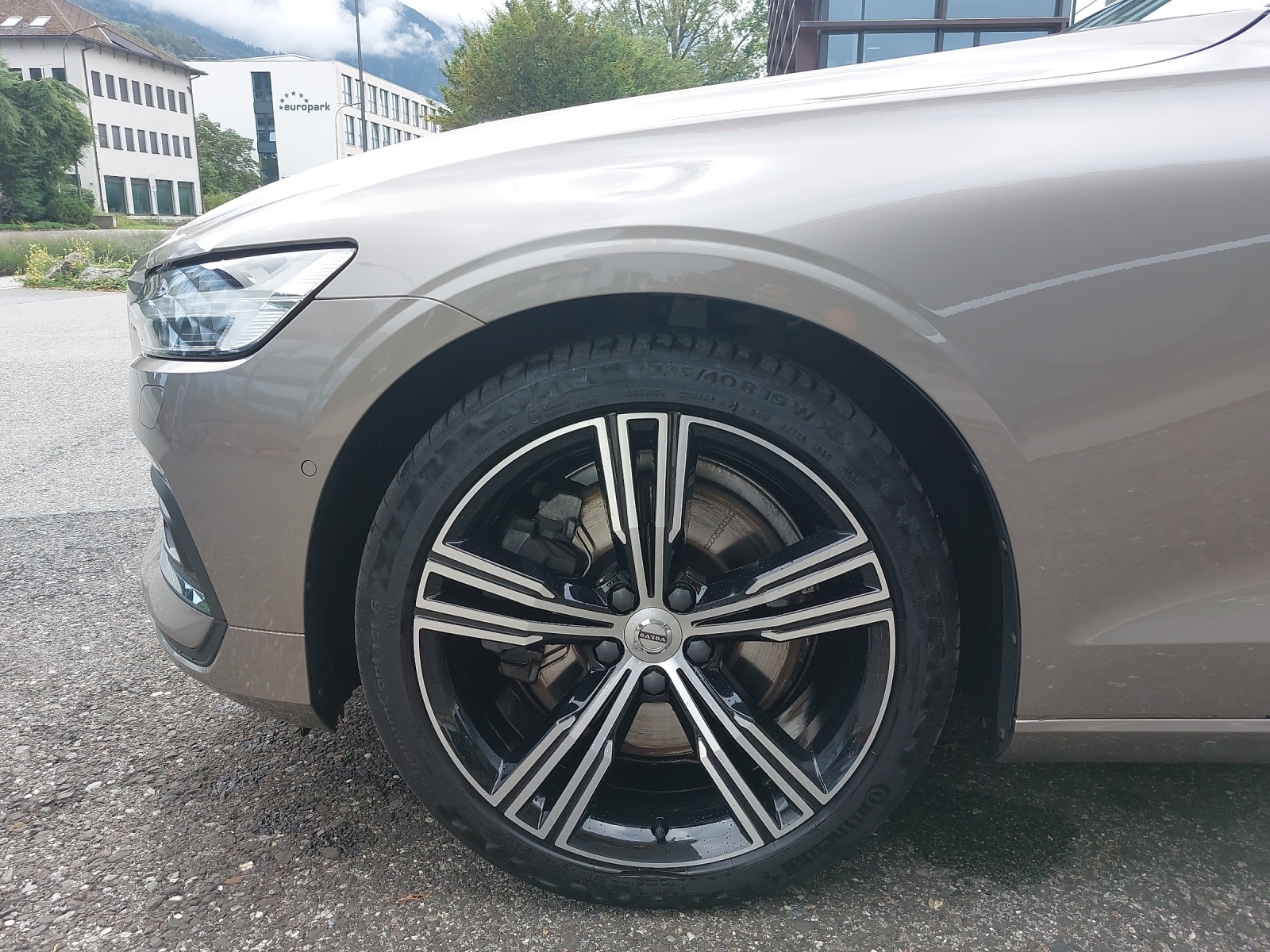 VOLVO V60 2.0 T6 Inscription AWD-image-14