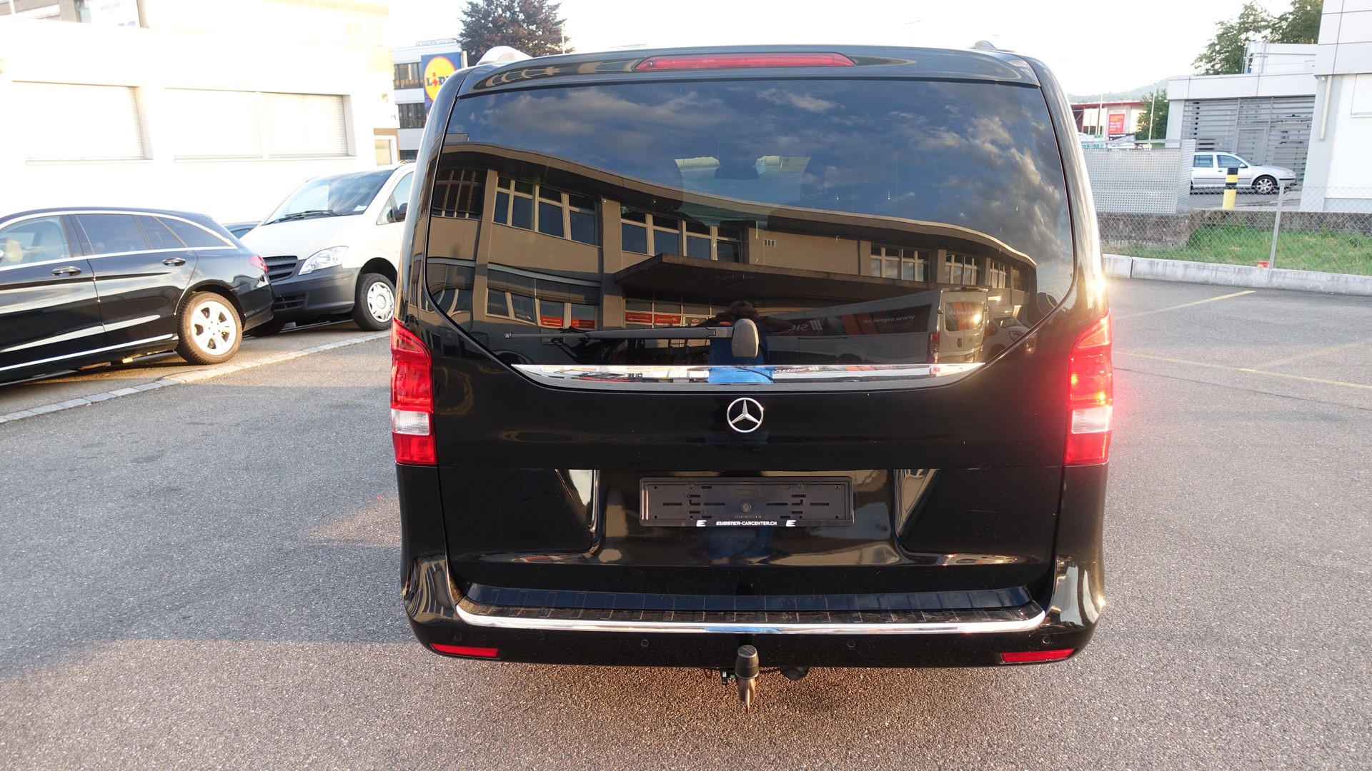 MERCEDES-BENZ V 250 d Swiss Edition lang 4Matic 7G-Tronic-image-10