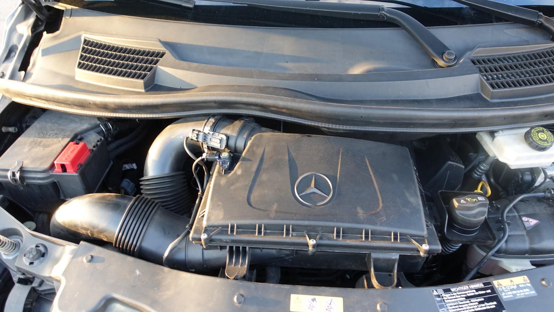 MERCEDES-BENZ V 250 d Swiss Edition lang 4Matic 7G-Tronic-image-11