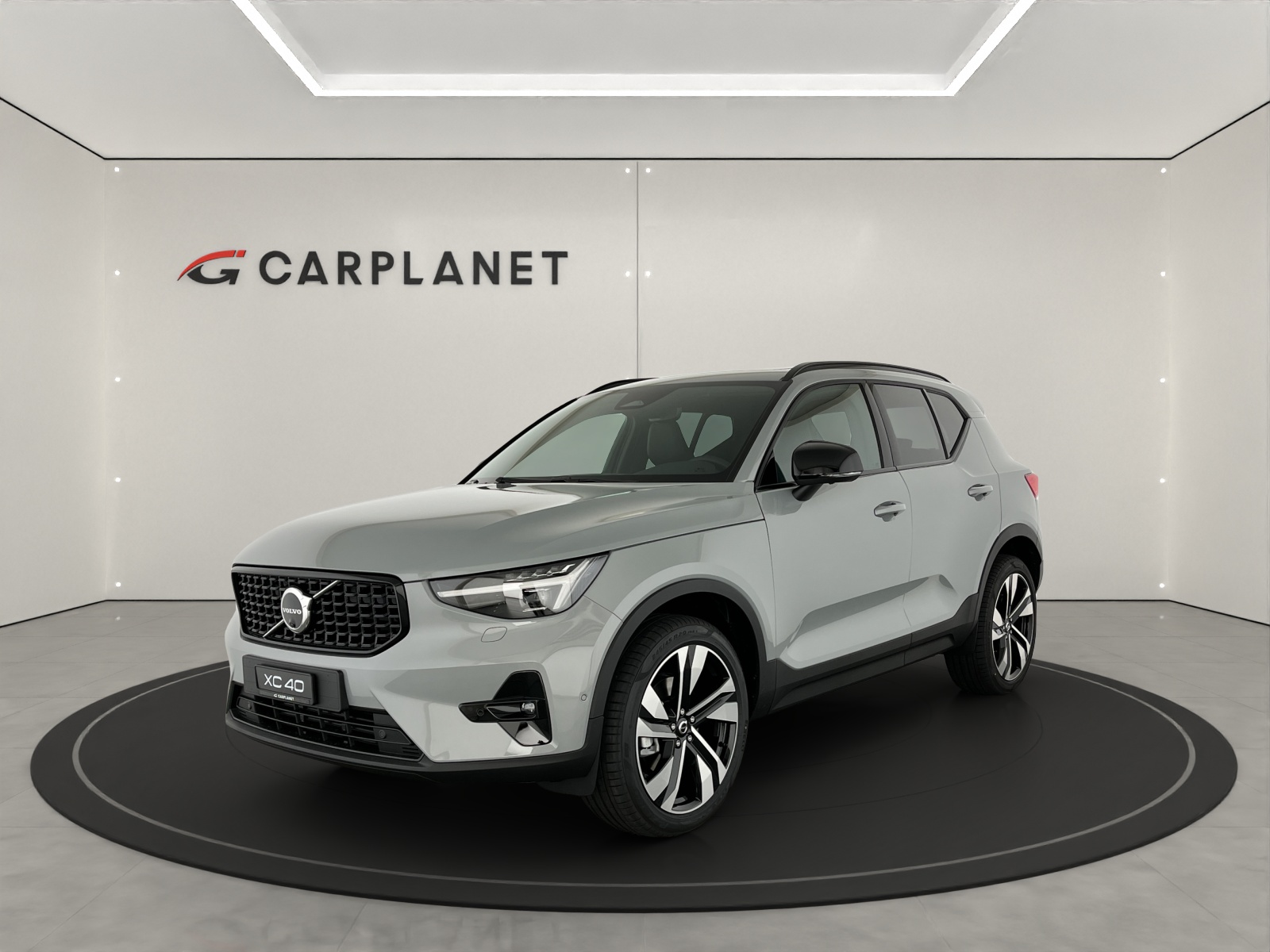 VOLVO XC40 2.0 B4 MH Ultra Dark