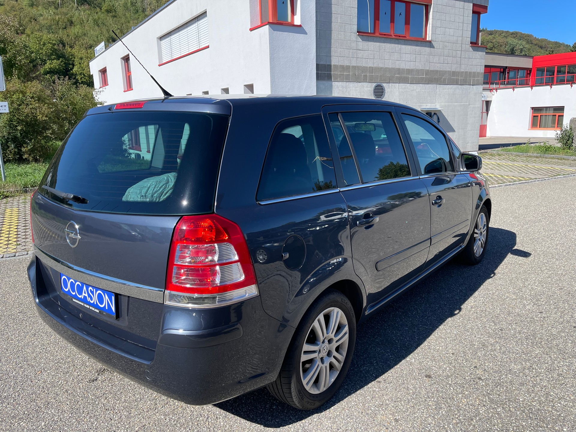 OPEL Zafira 1.8i 16V Anniversary Edition-image-3