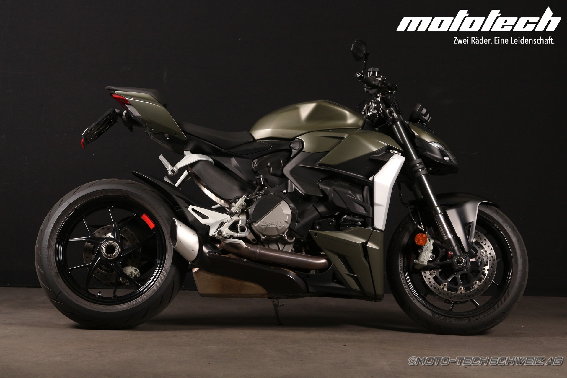 DUCATI Streetfighter V2-image-1