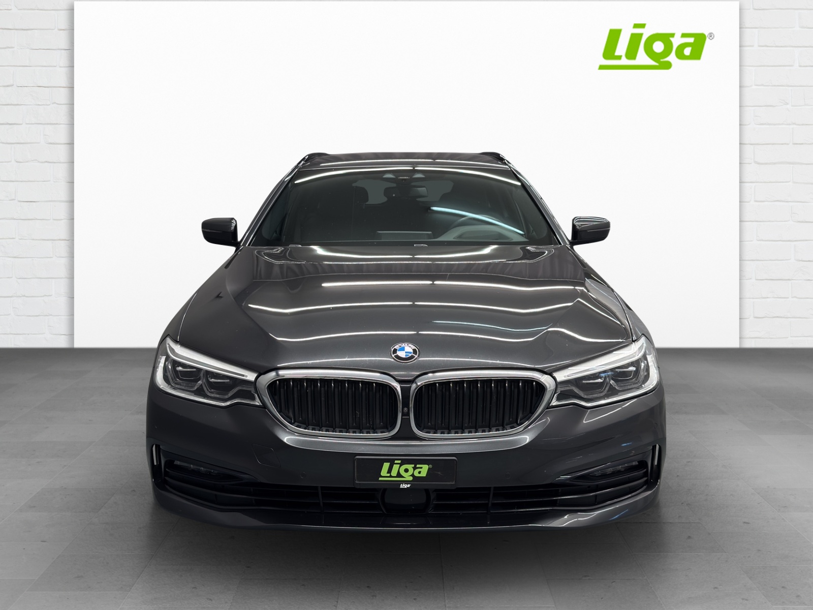 BMW 530d xDrive SAG-showroom-element-1
