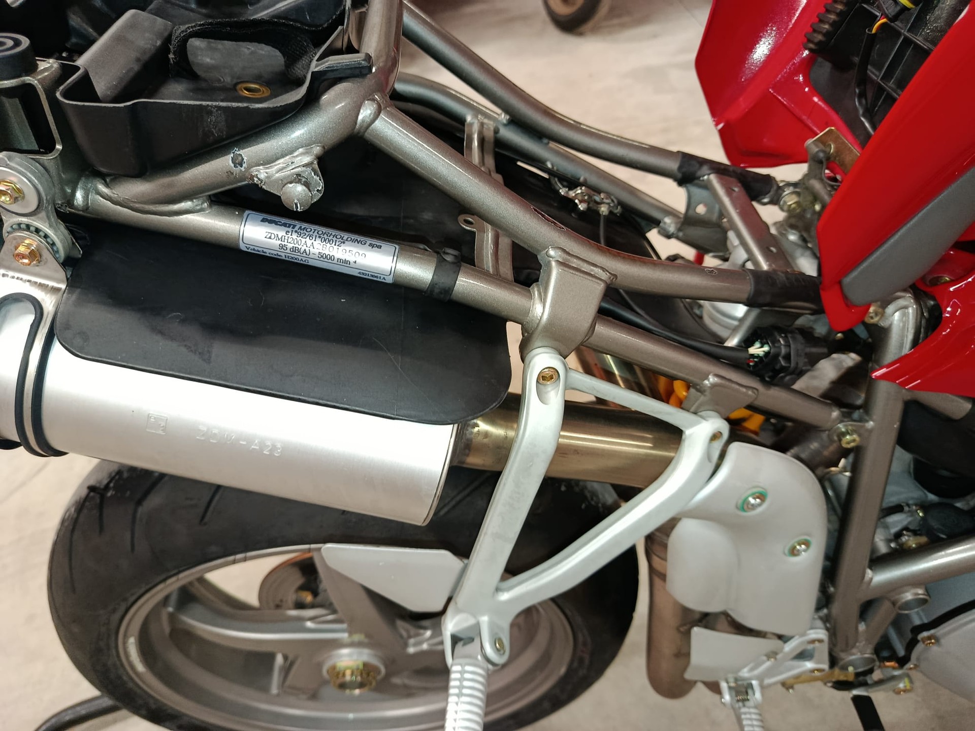 DUCATI S-image-5