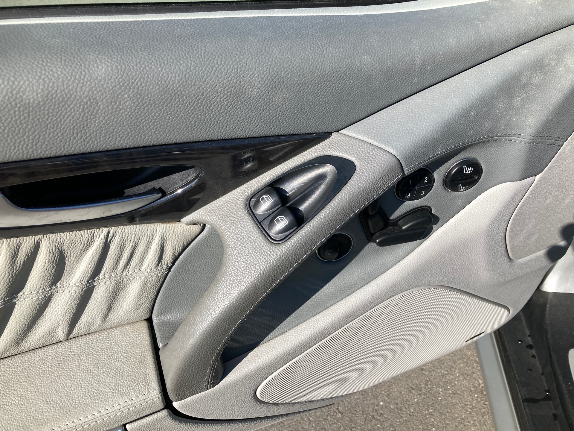MERCEDES-BENZ SL 600 Automatic-image-8
