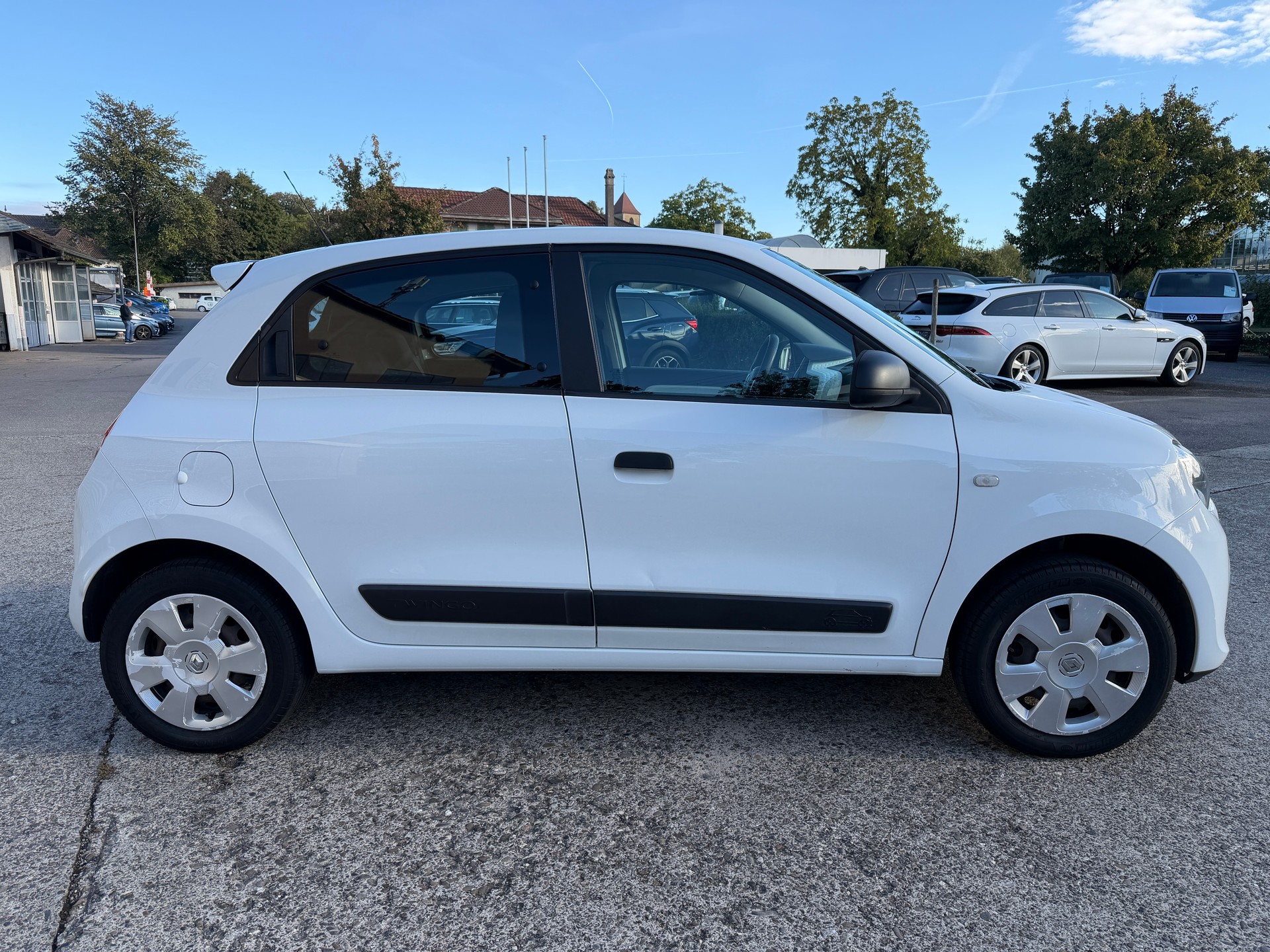 RENAULT Twingo 1.0 Life-image-5