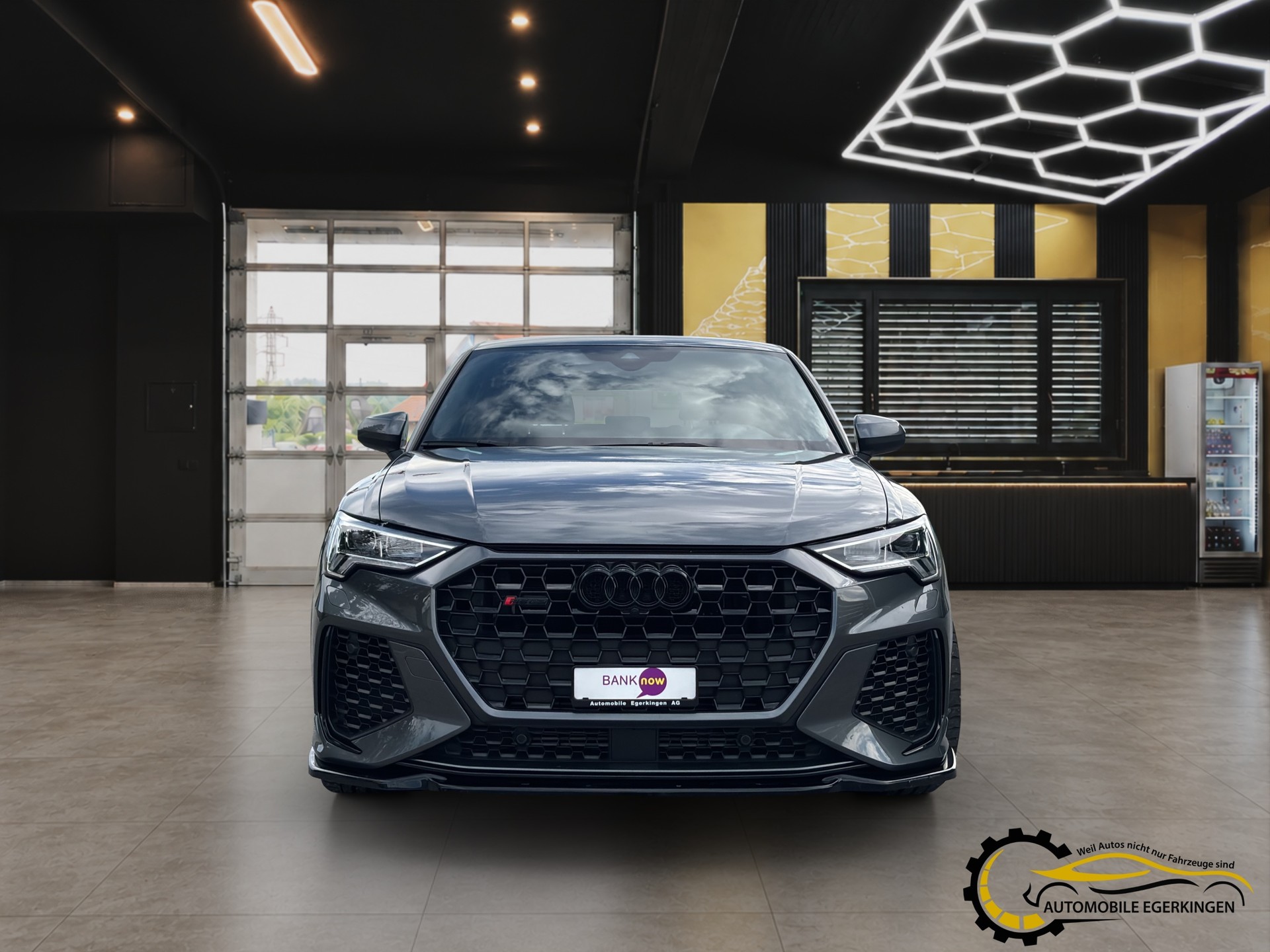 AUDI RS Q3 Sportback 2.5 TFSI quattro S-Tronic-showroom-element-1
