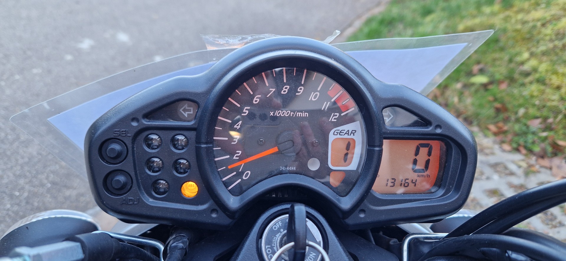 SUZUKI SFV 650 Gladius ABS-image-4