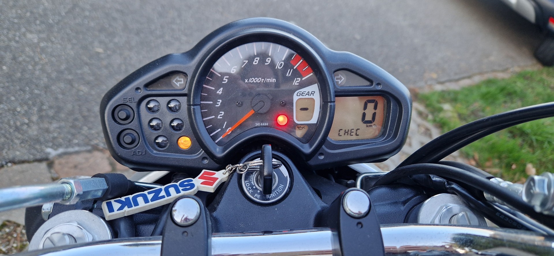 SUZUKI SFV 650 Gladius ABS-image-3