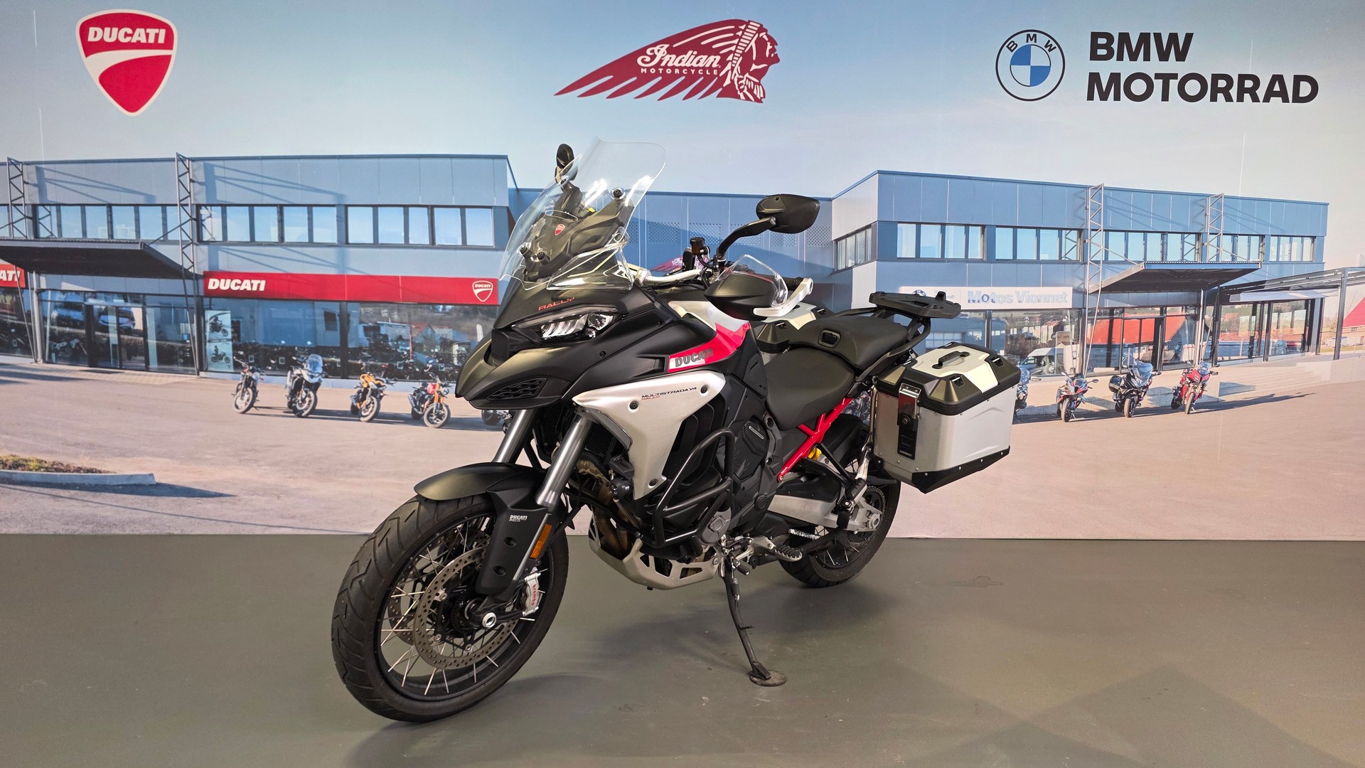 DUCATI Multistrada V4 Rally Travel Adventure-image-2